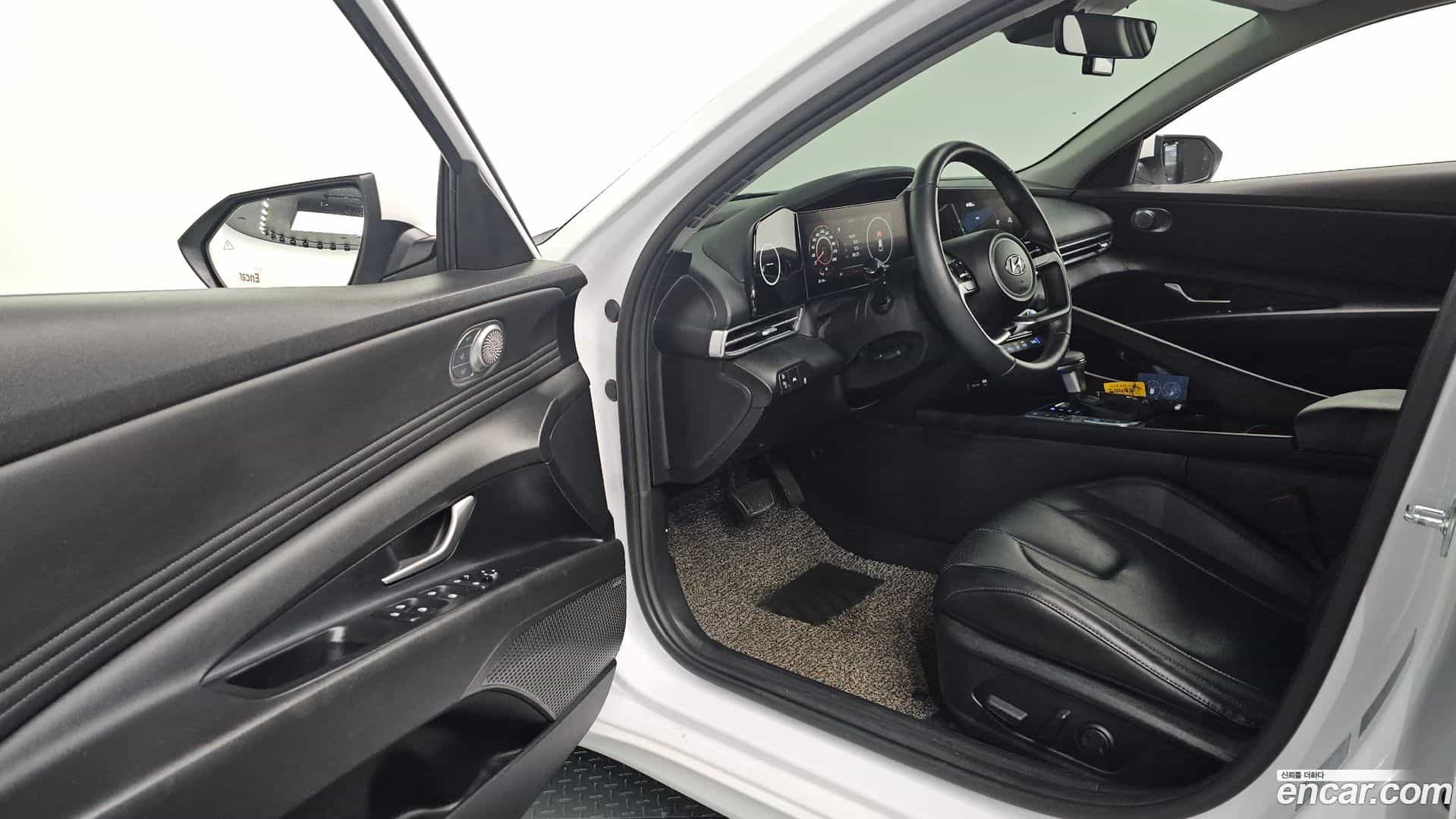 AVANTE Hyundai 2021.3-INNER-010