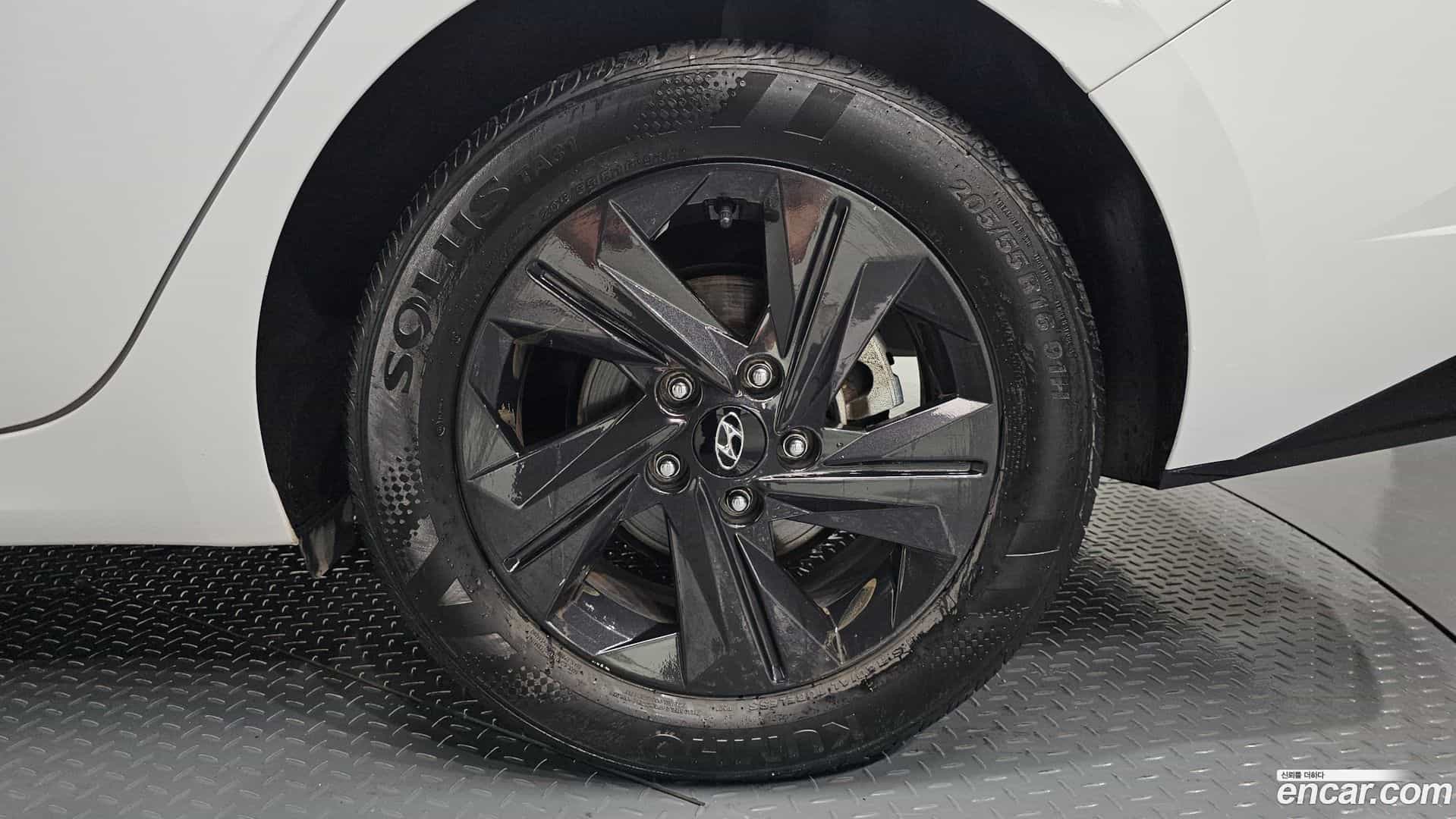 AVANTE Hyundai 2021.3-OUTER-031