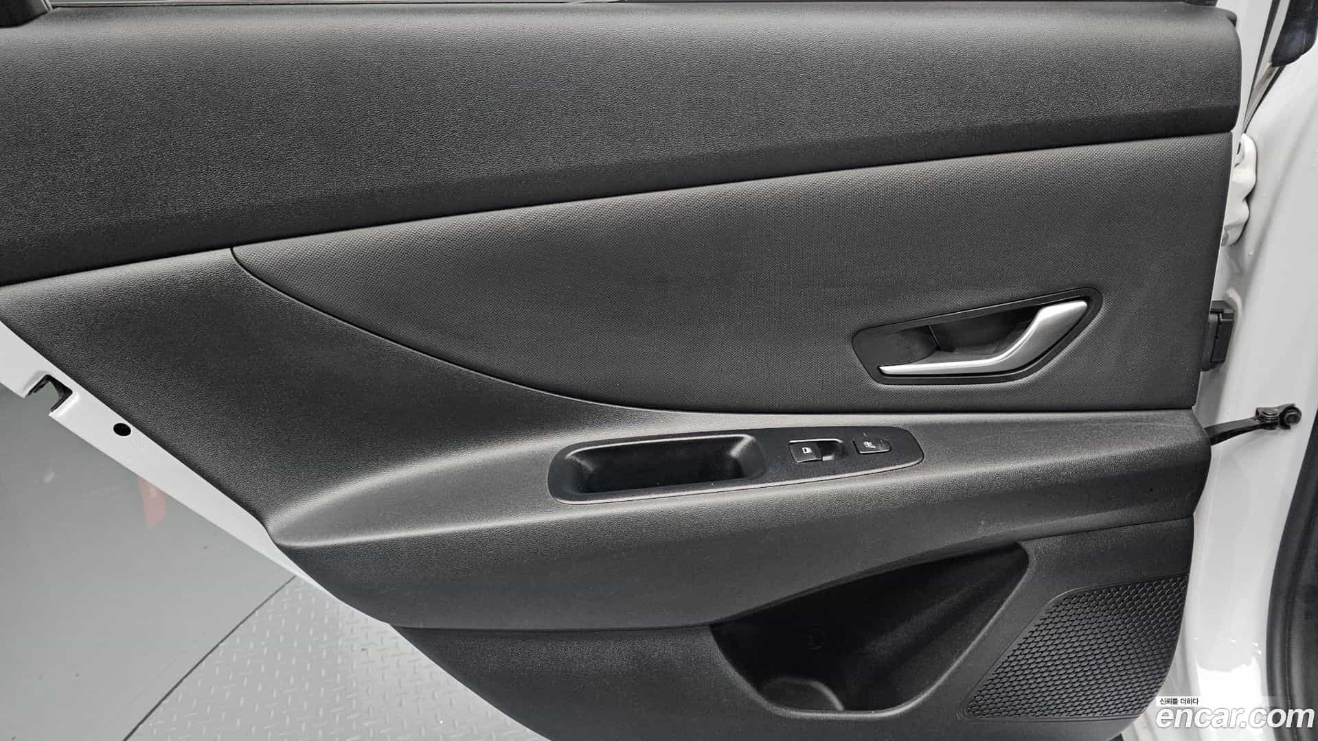 AVANTE Hyundai 2021.3-INNER-035