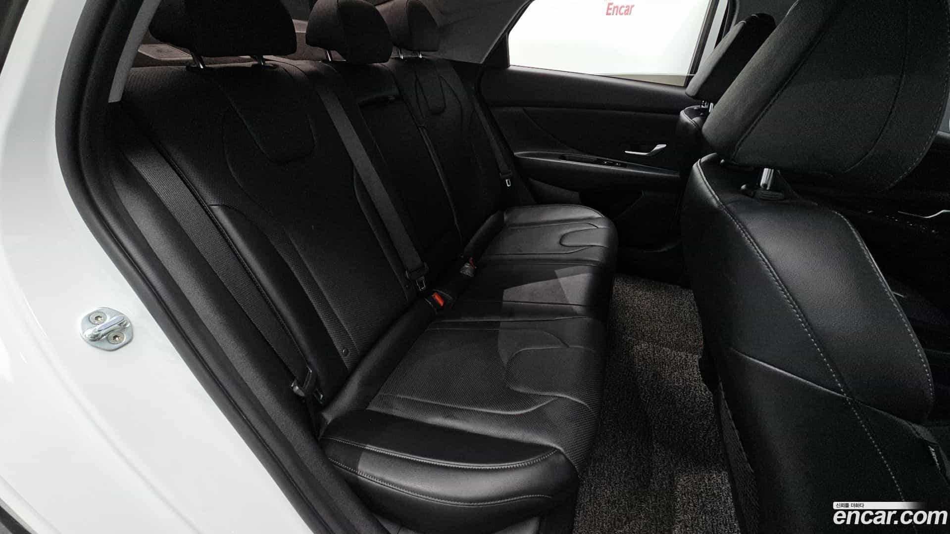 AVANTE Hyundai 2021.3-INNER-036