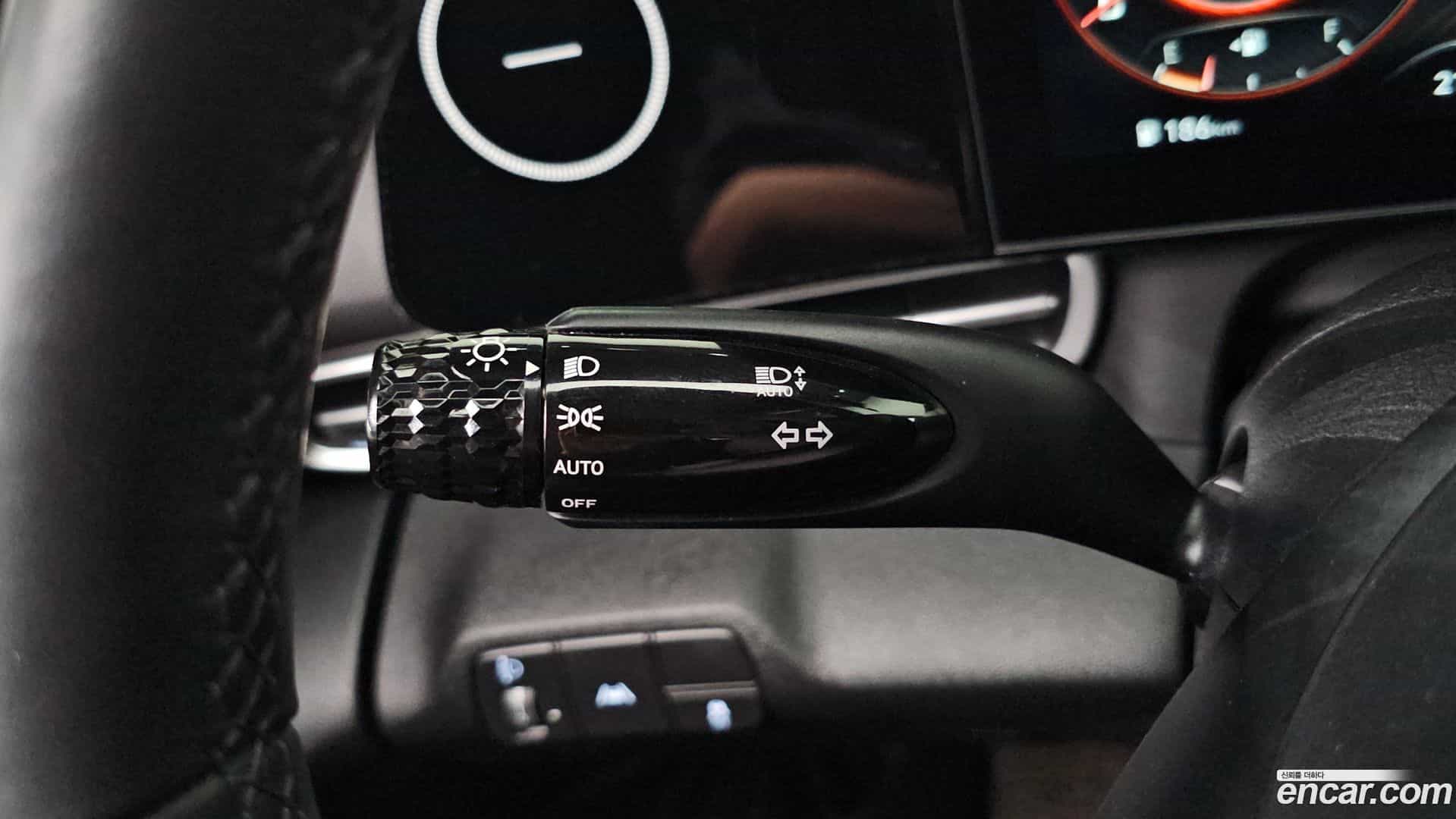 AVANTE Hyundai 2021.3-OPTION-041