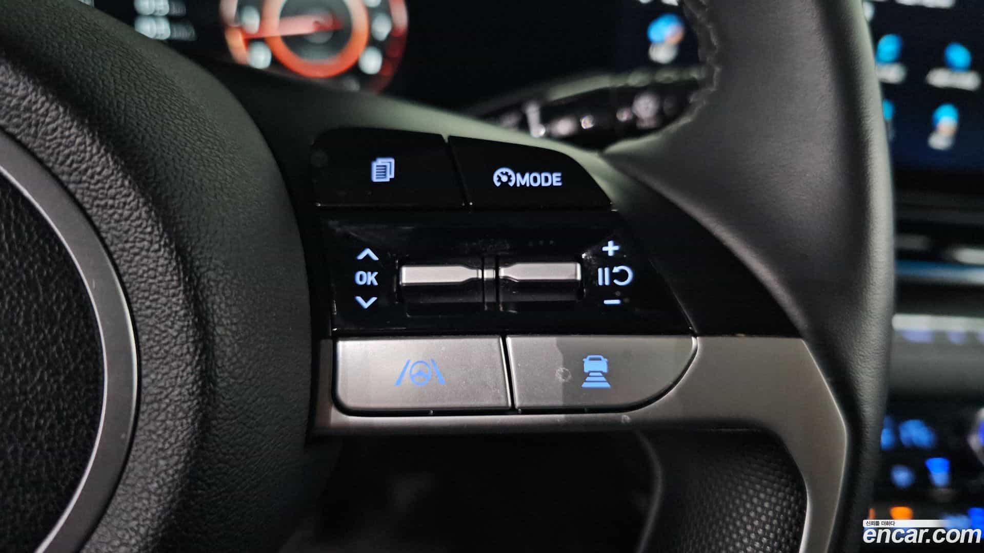AVANTE Hyundai 2021.3-OPTION-043