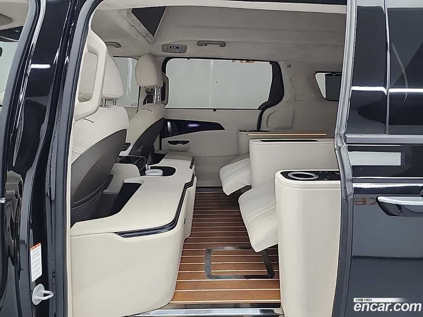 Canival Kia 2022.8-OPTION-016