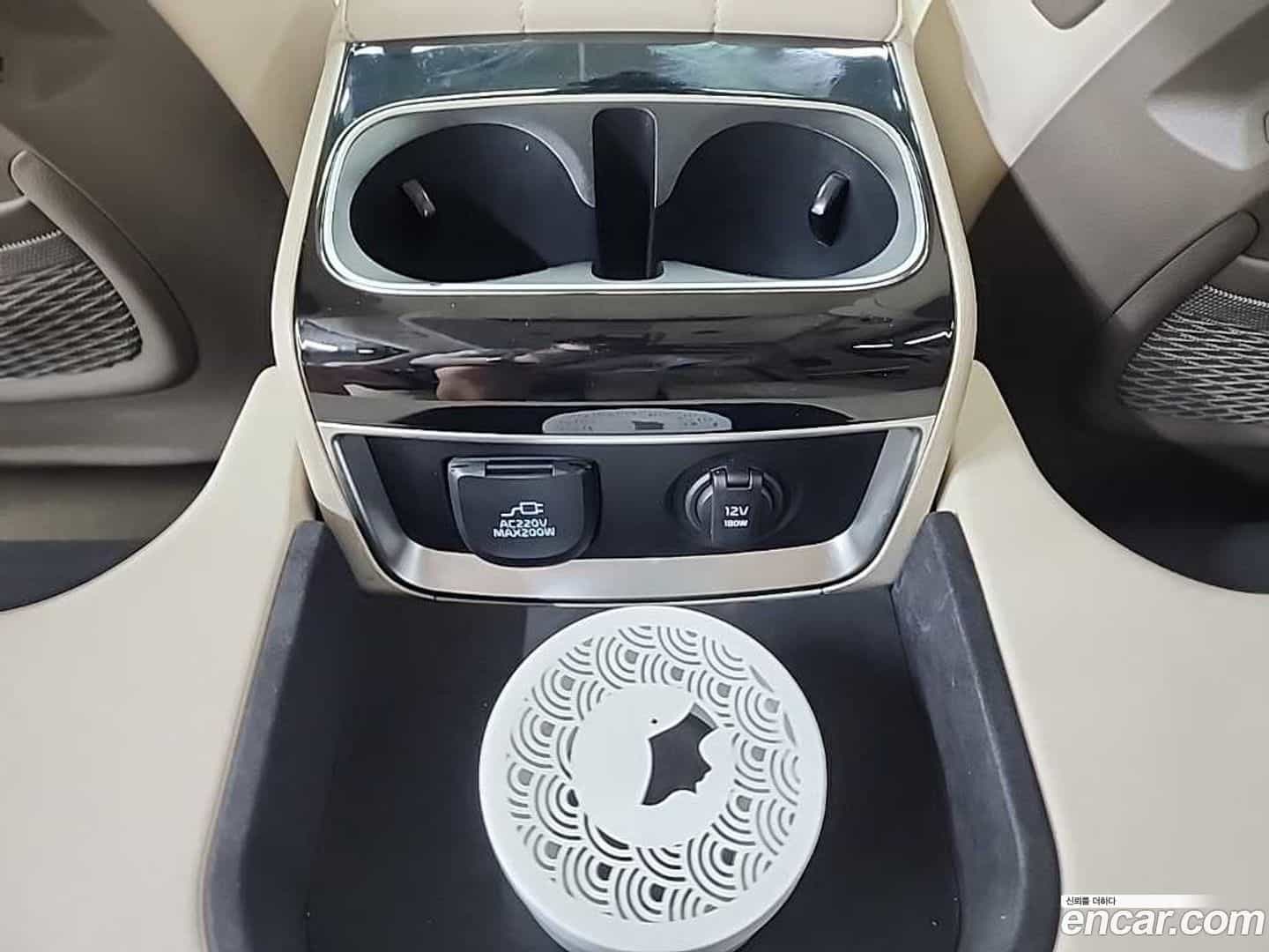 Canival Kia 2022.8-OPTION-017