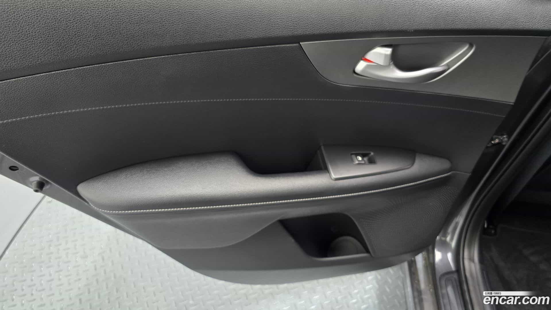 K3 Kia 2018.6-INNER-035
