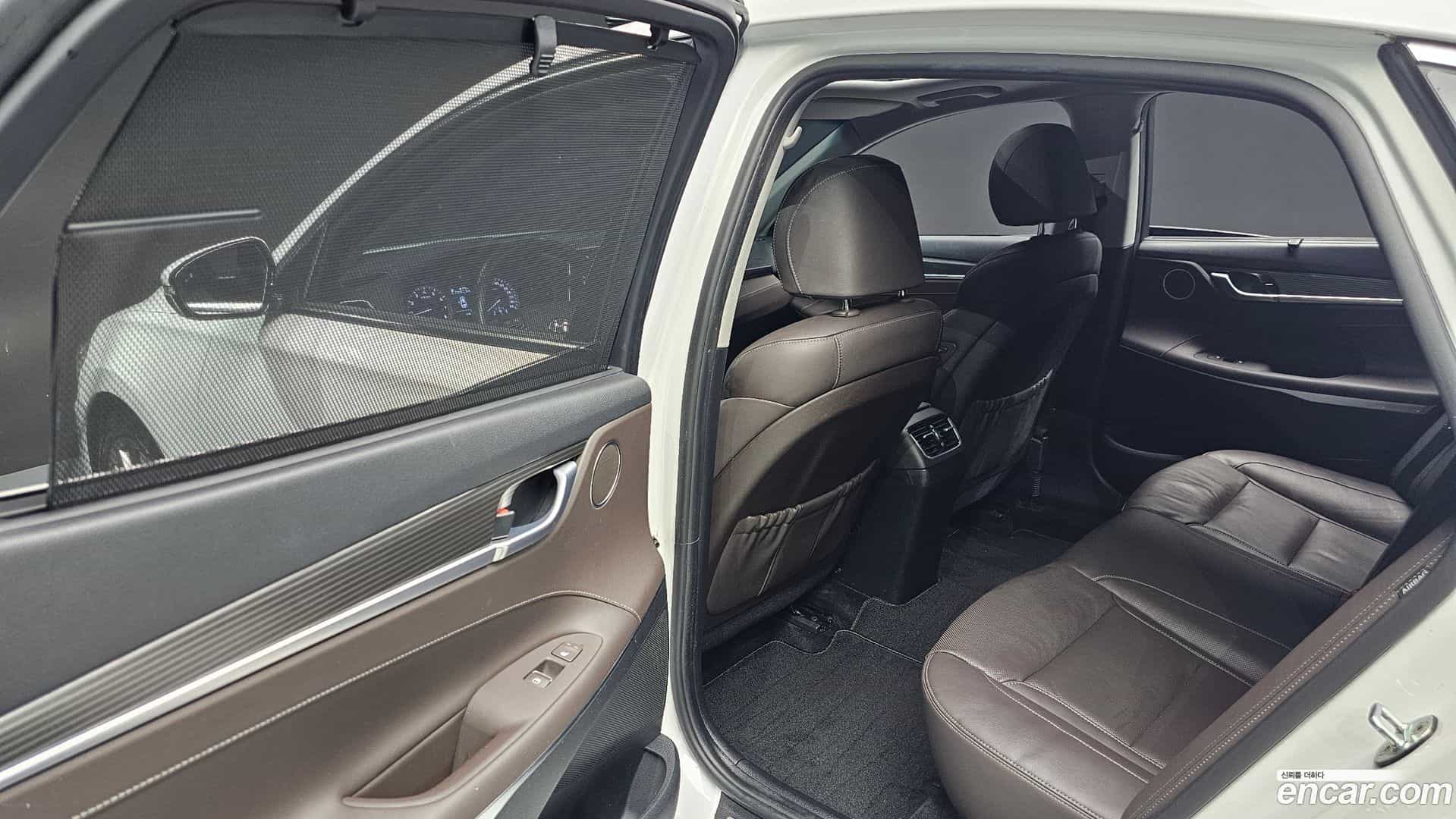 Grandeur Hyundai 2017.6-OPTION-021