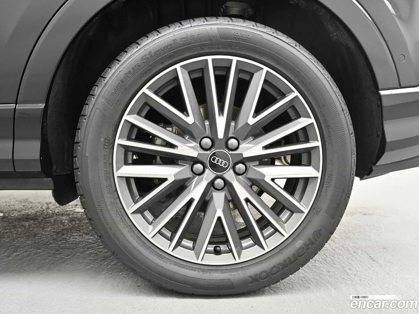 Q3 Audi 2026.0-OUTER-005