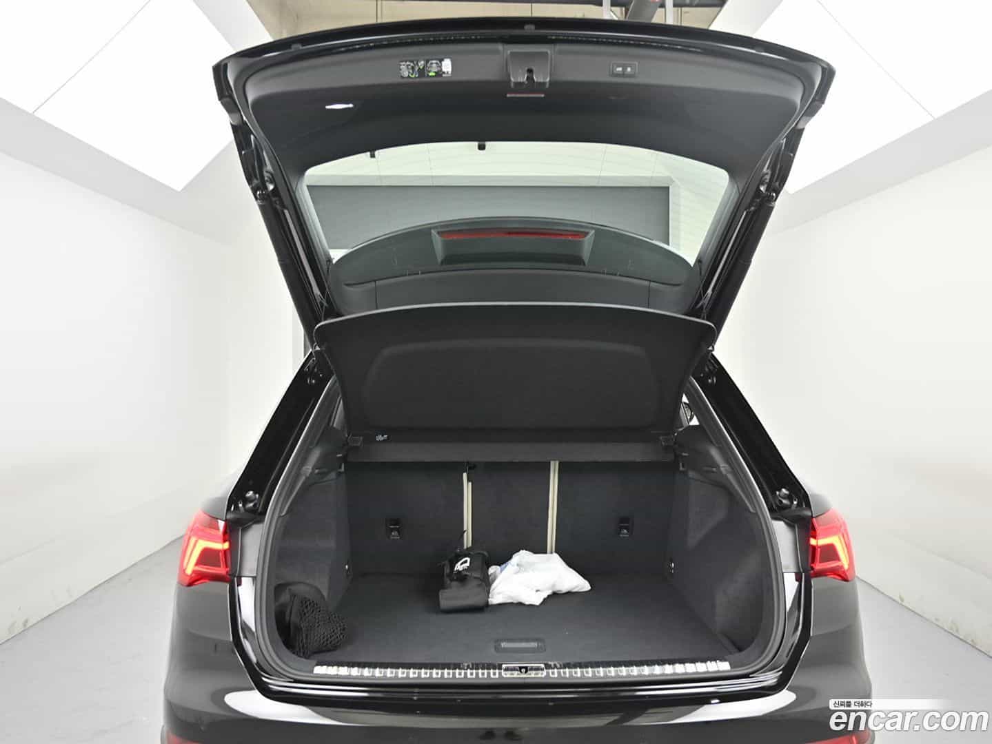 Q3 Audi 2026.0-OPTION-024