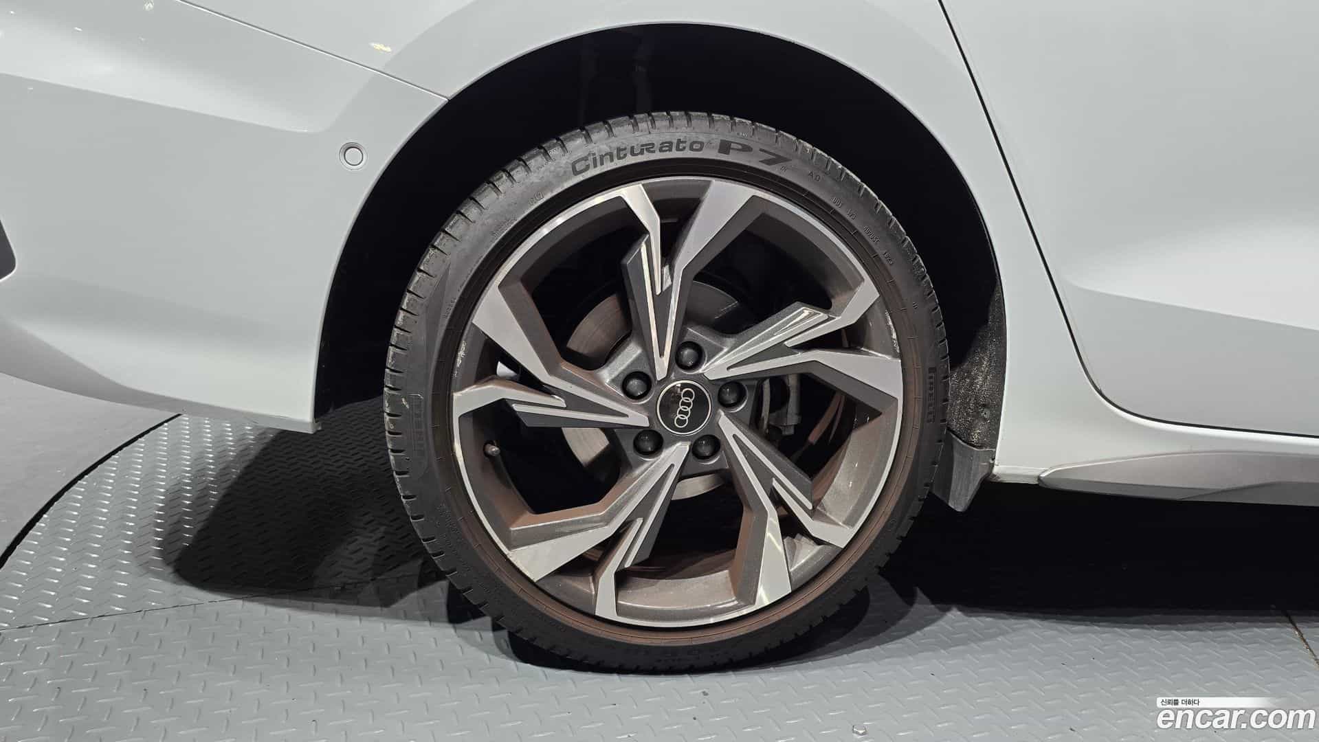 A3 Audi 2023.10-OUTER-005