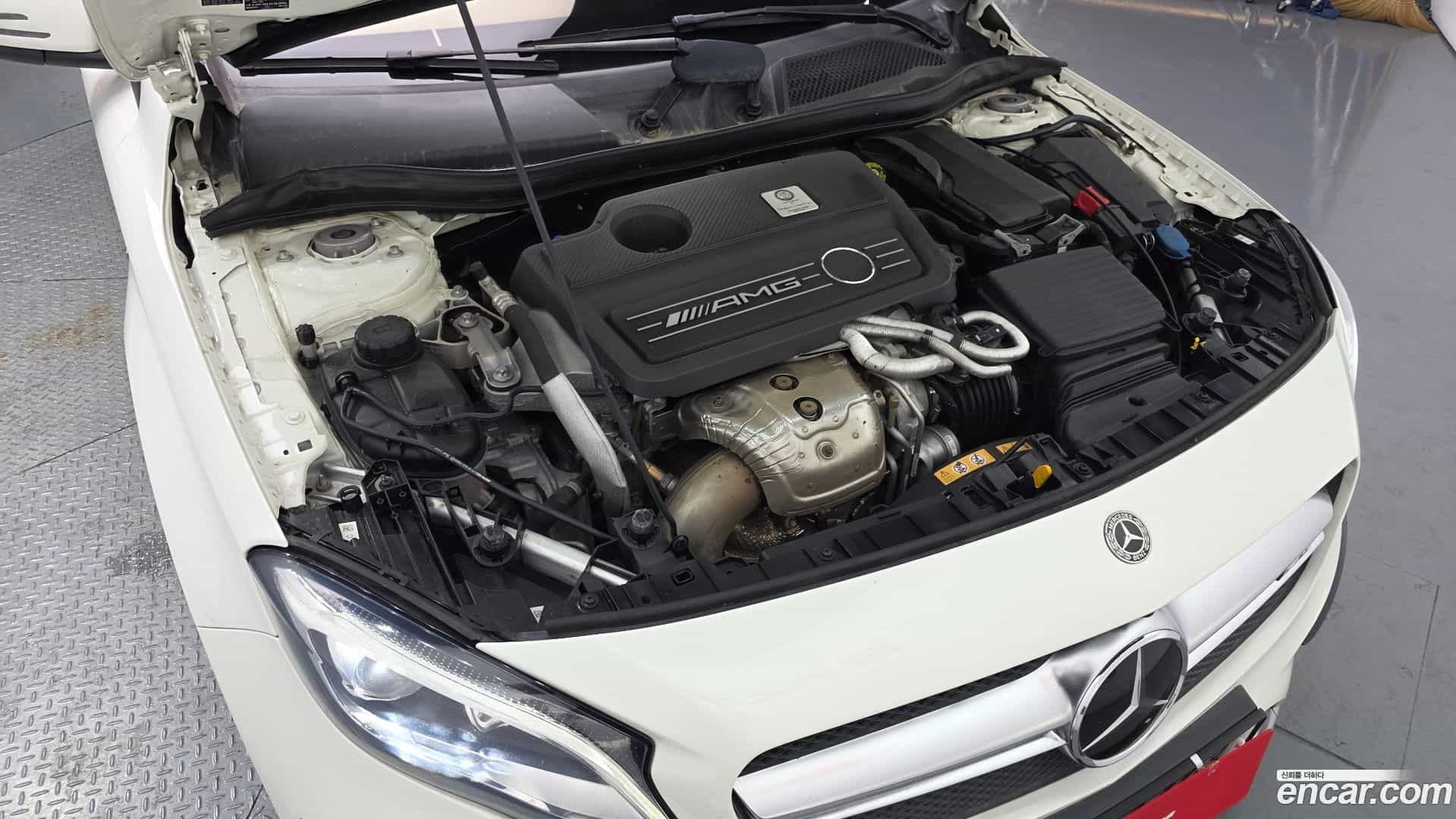 GLA-Class Mercedes-Benz 2017.9-OUTER-006