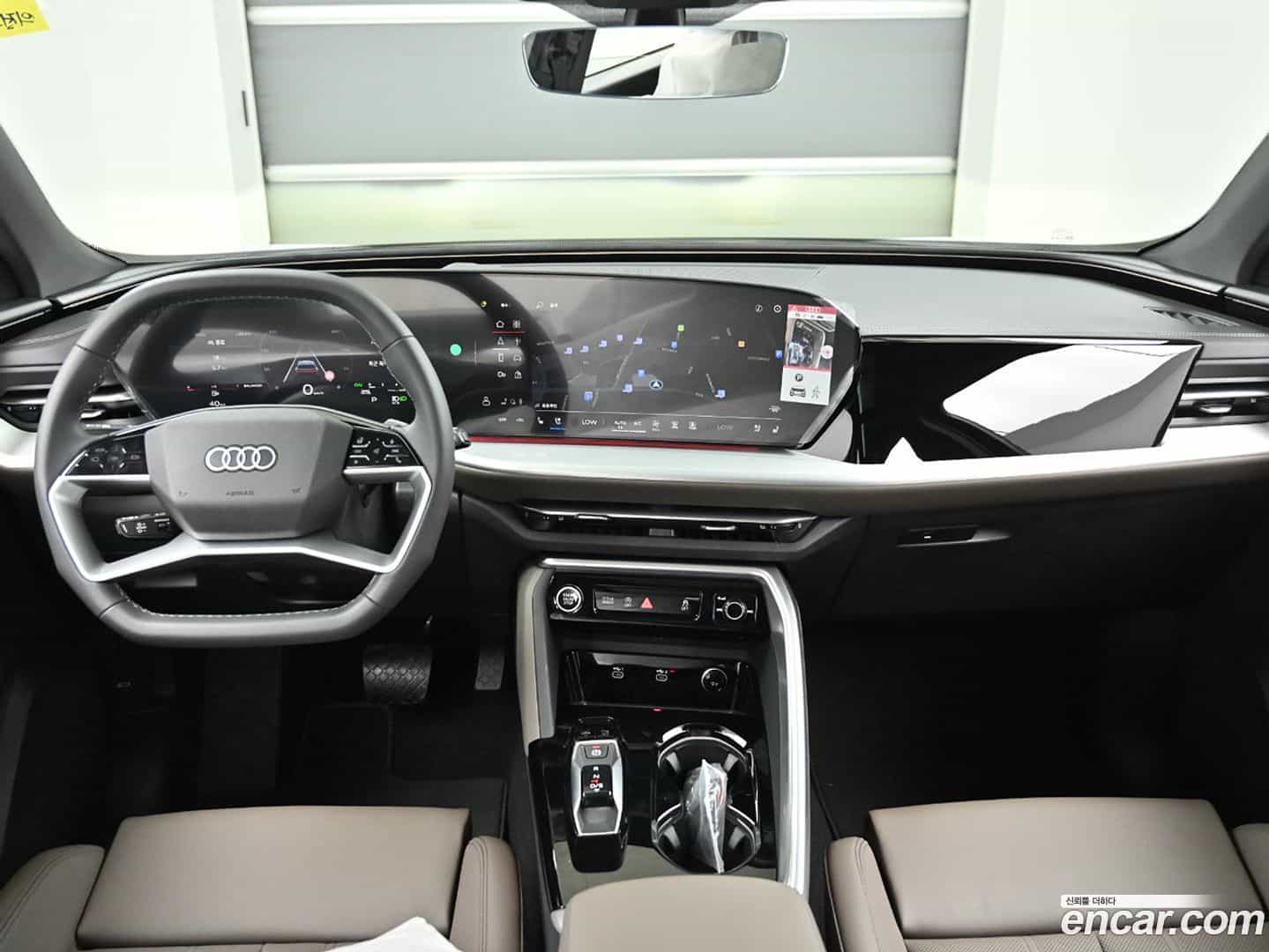 Q5 Audi 2025.11-INNER-007