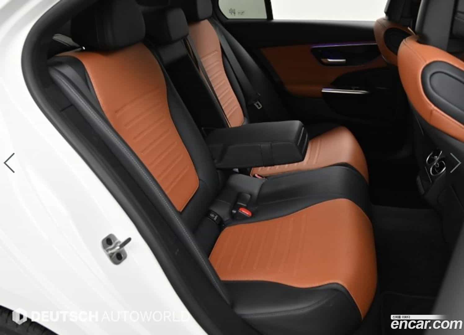 C-Class Mercedes-Benz 2024.6-OPTION-016