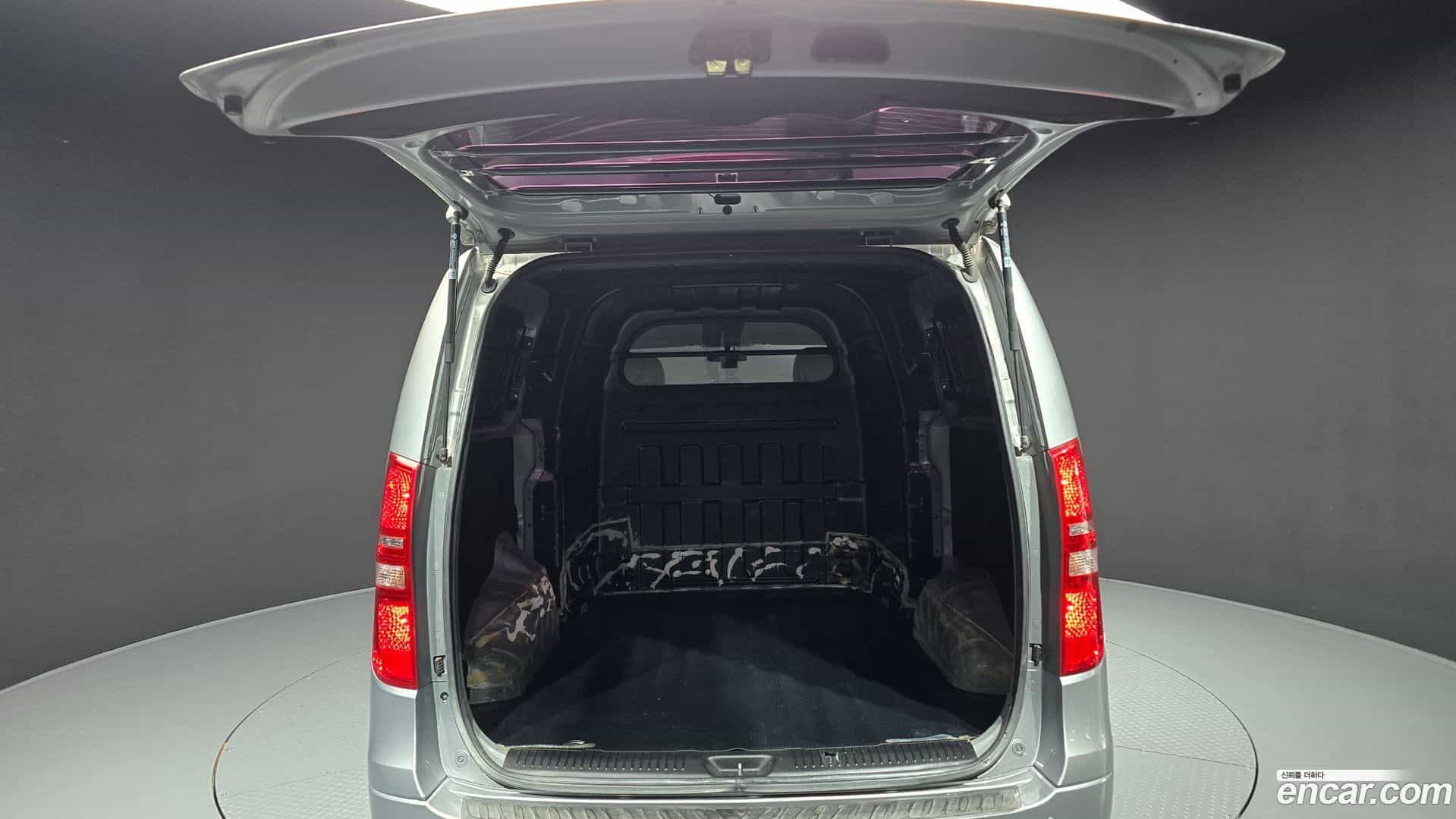 Starex Hyundai 2020.4-OPTION-024