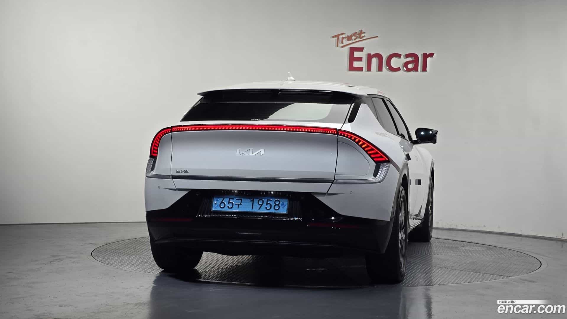 EV6 Kia 2023.3-OUTER-004