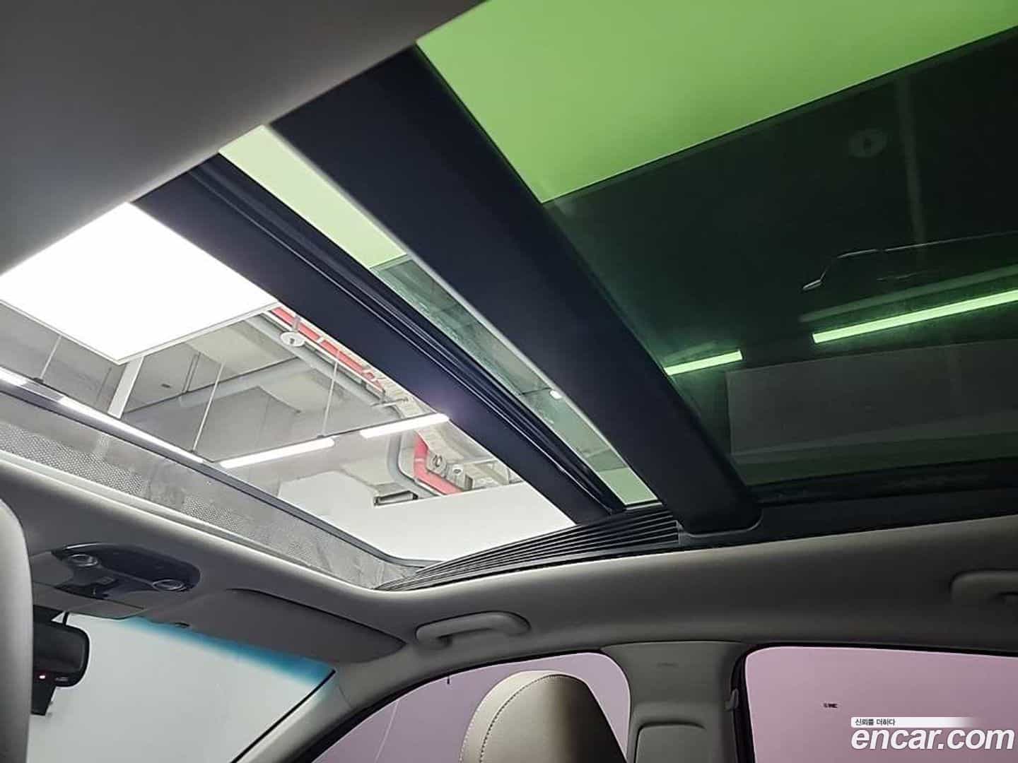 Grandeur Hyundai 2018.4-OPTION-019