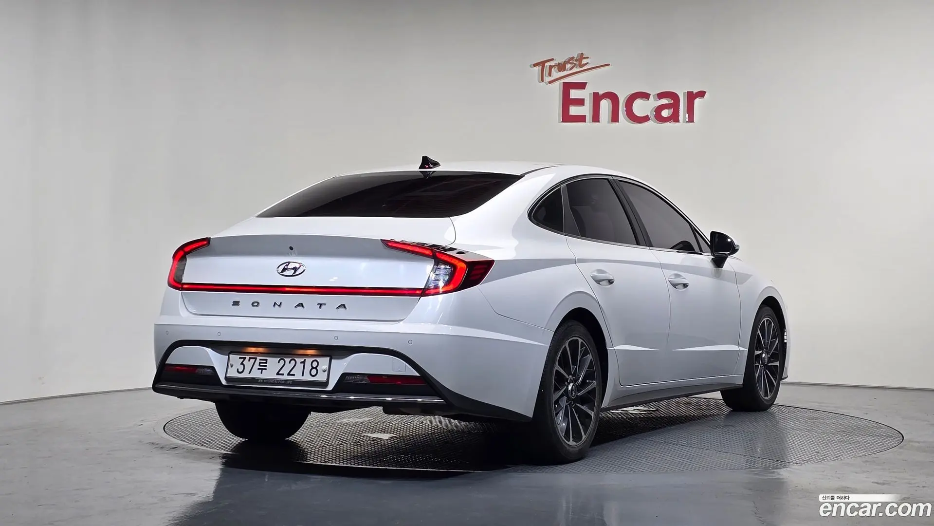 Main__Slider__Photo:Sonata Hyundai 2019.4-1