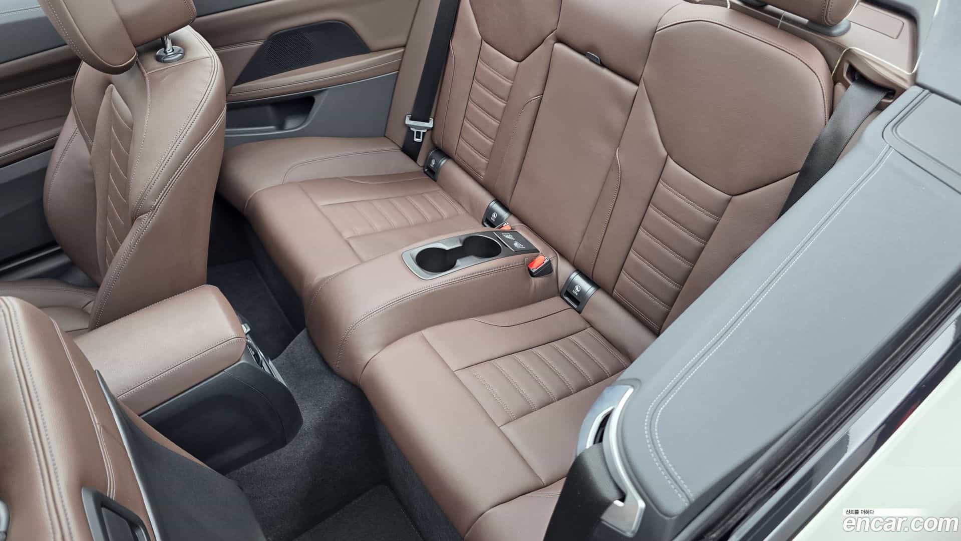 4-Series BMW 2023.9-INNER-036