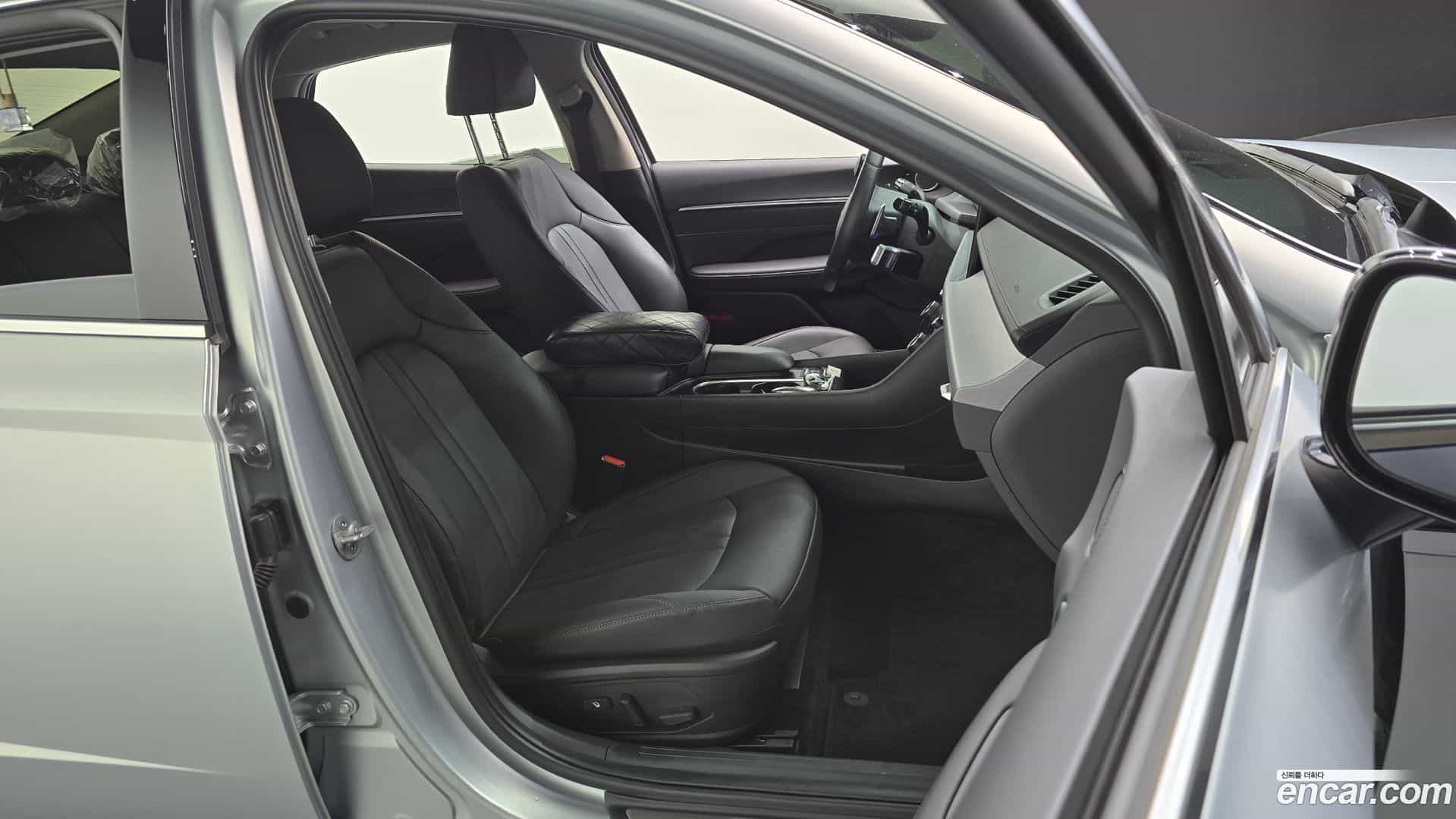 Sonata Hyundai 2024.6-OPTION-016