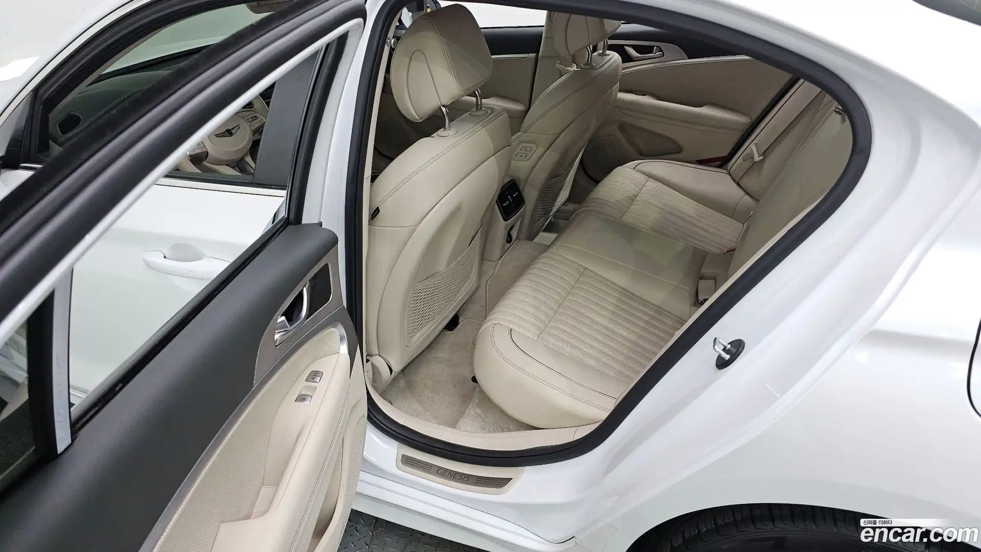 G70 Genesis 2021.0-OPTION-015