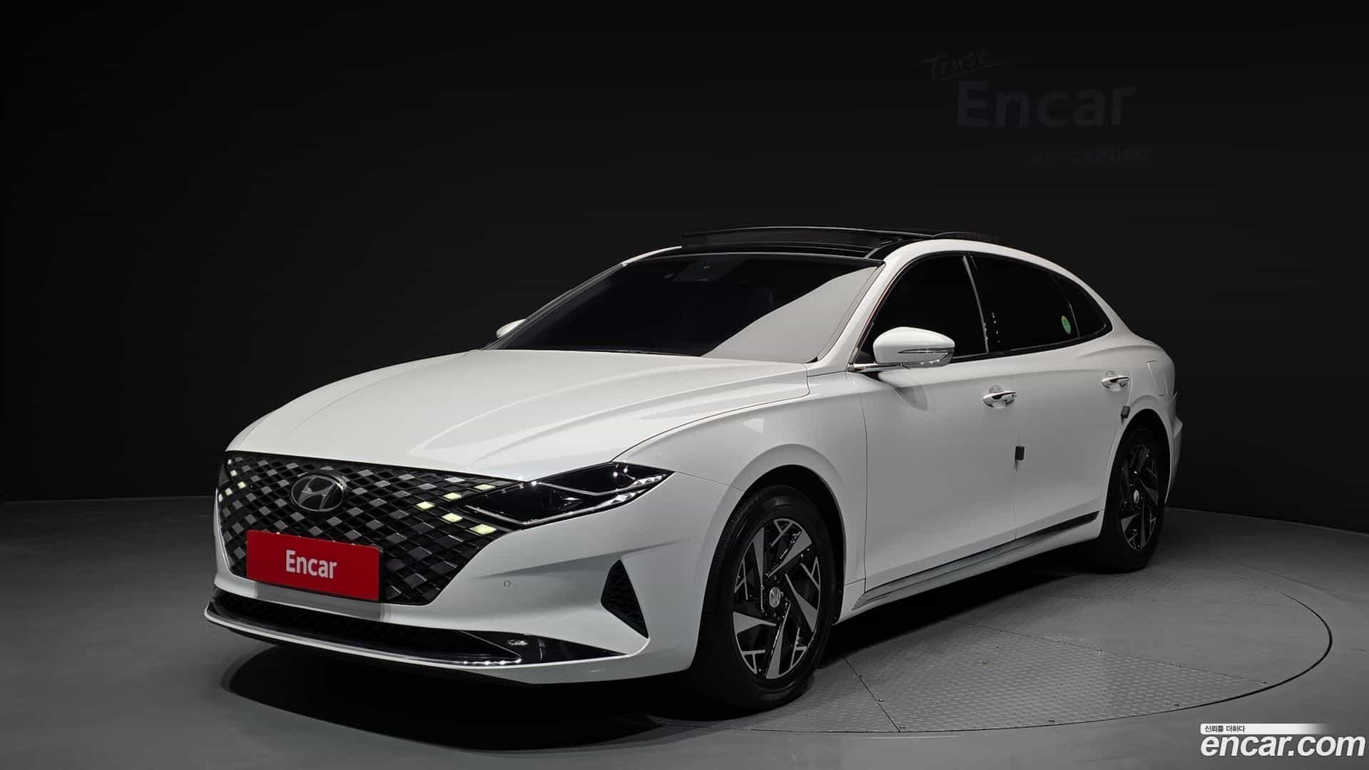 Grandeur Hyundai 2021.3-OUTER-001