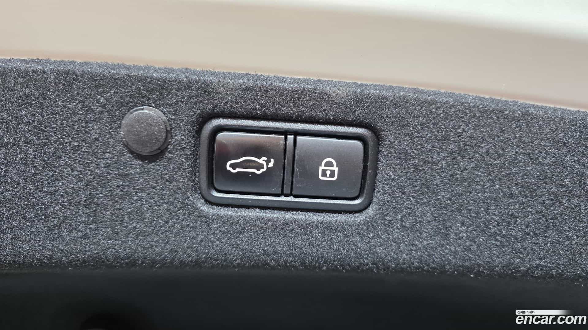 Grandeur Hyundai 2021.3-OPTION-024
