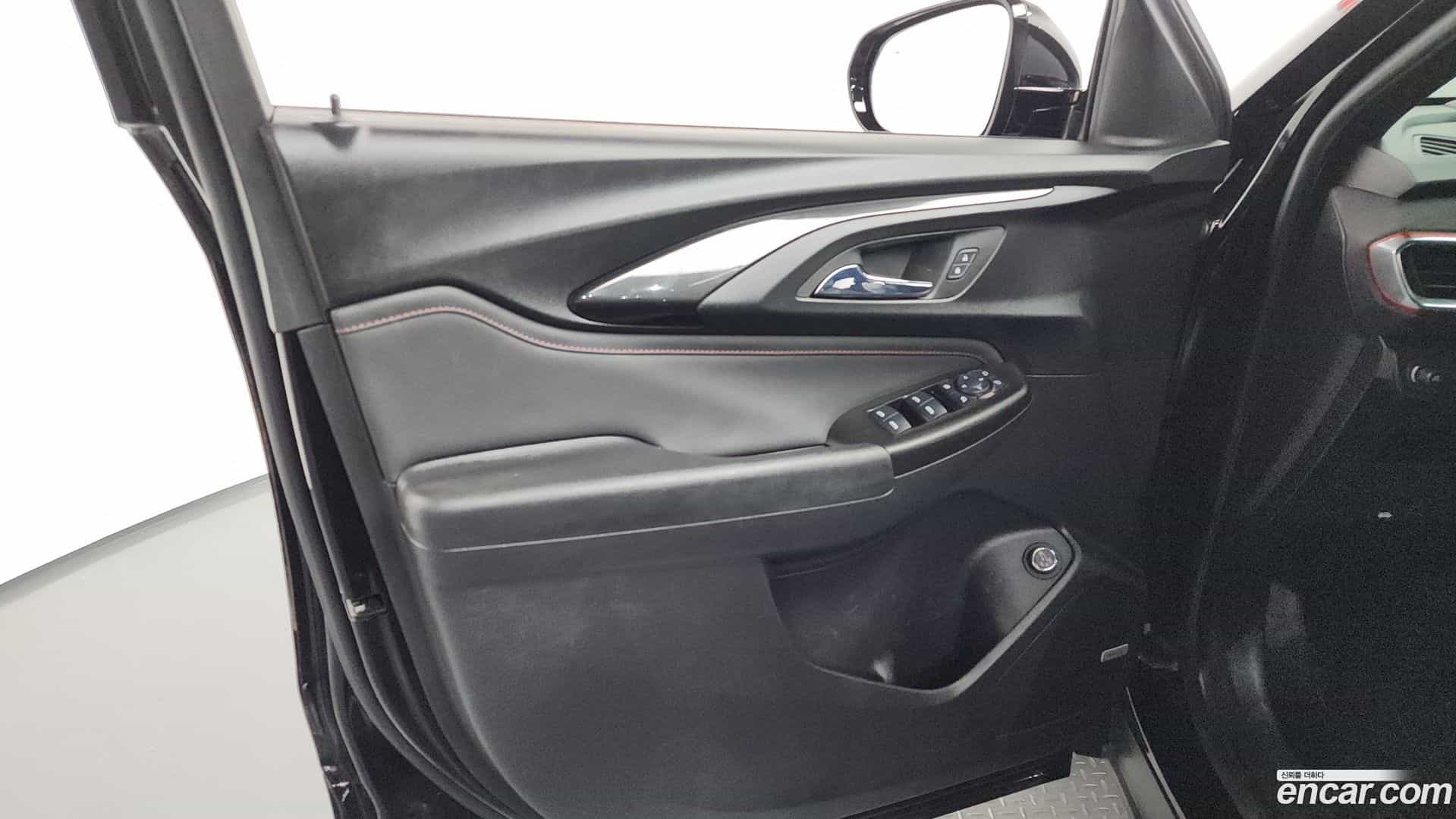 Trailblazer Chevrolet 2022.5-INNER-034