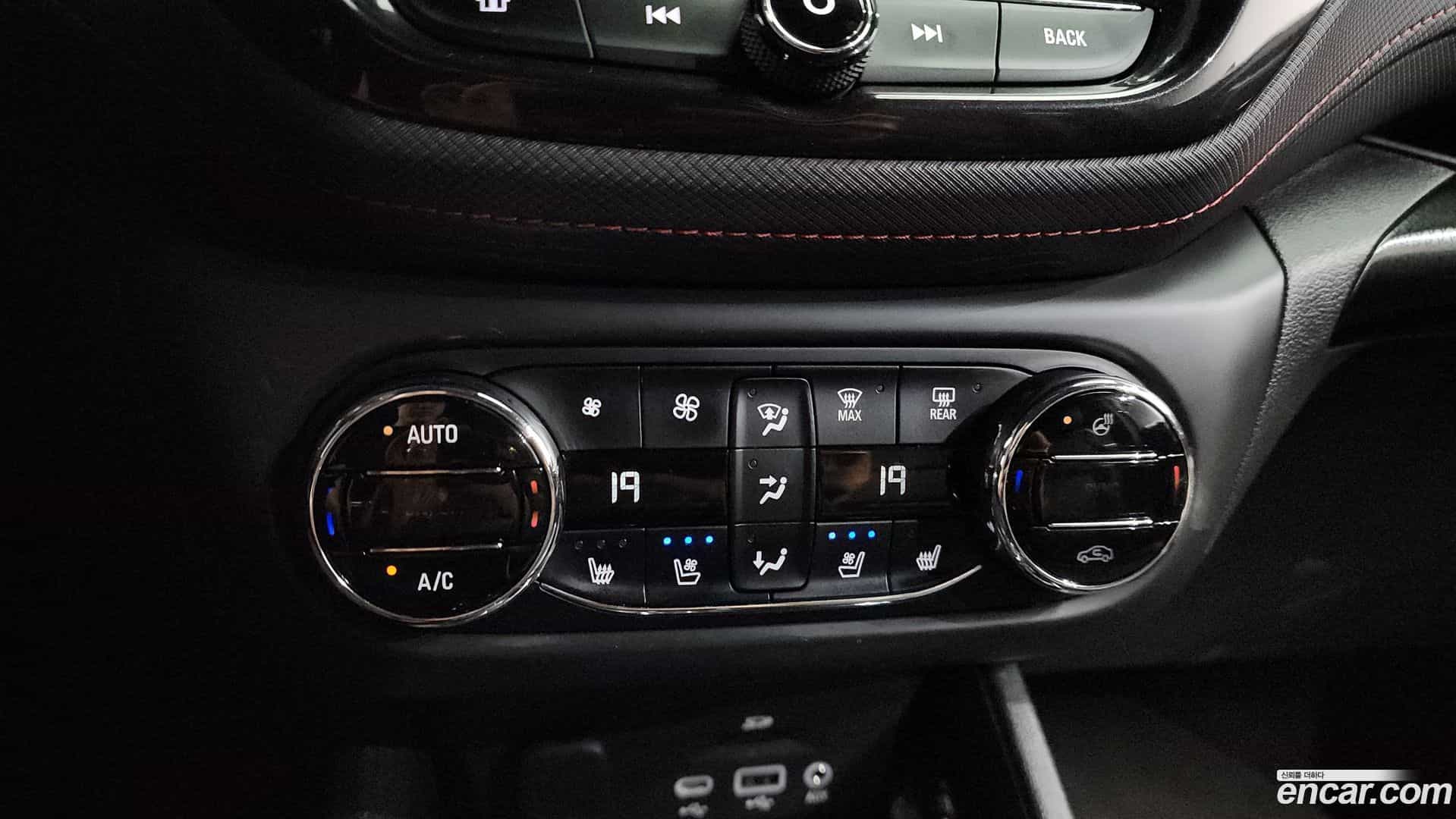 Trailblazer Chevrolet 2022.5-OPTION-045