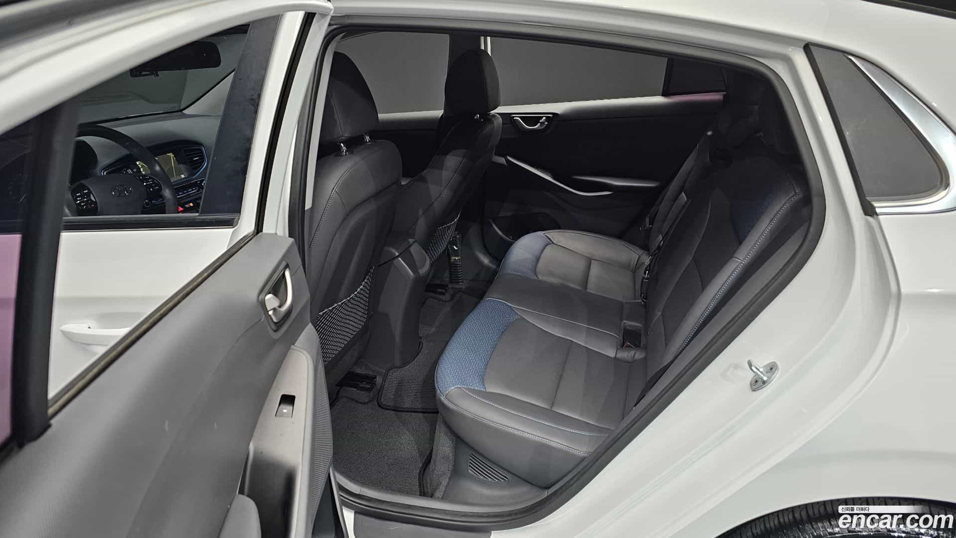 Ioniq Hyundai 2016.2-OPTION-016