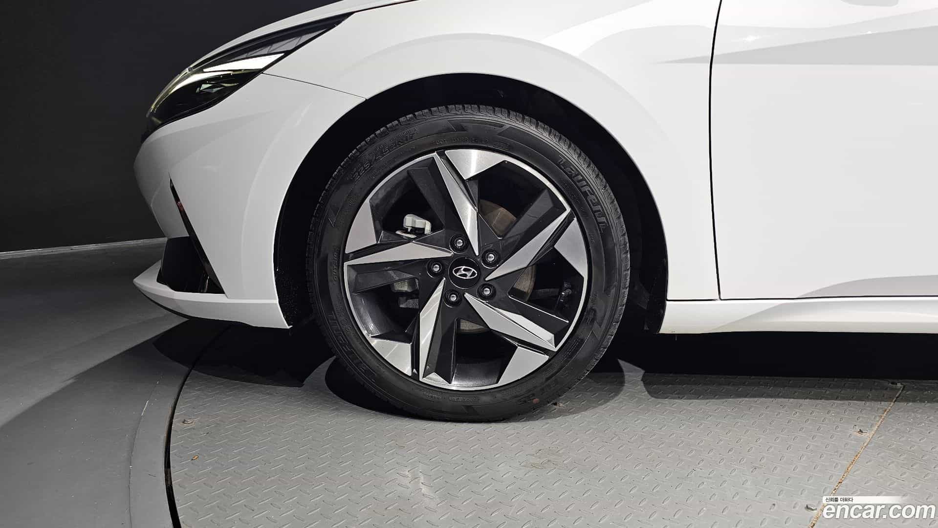 AVANTE Hyundai 2020.8-OUTER-005