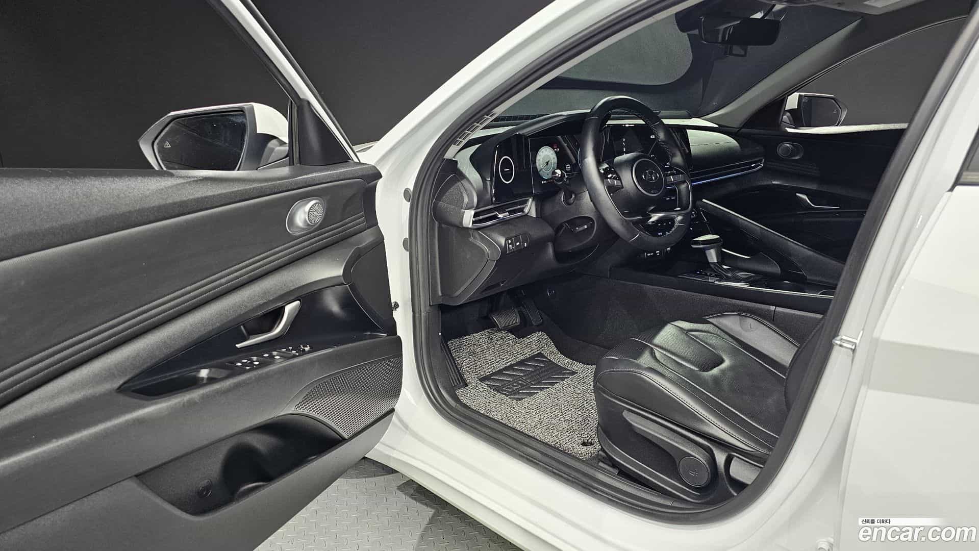 AVANTE Hyundai 2020.8-INNER-010