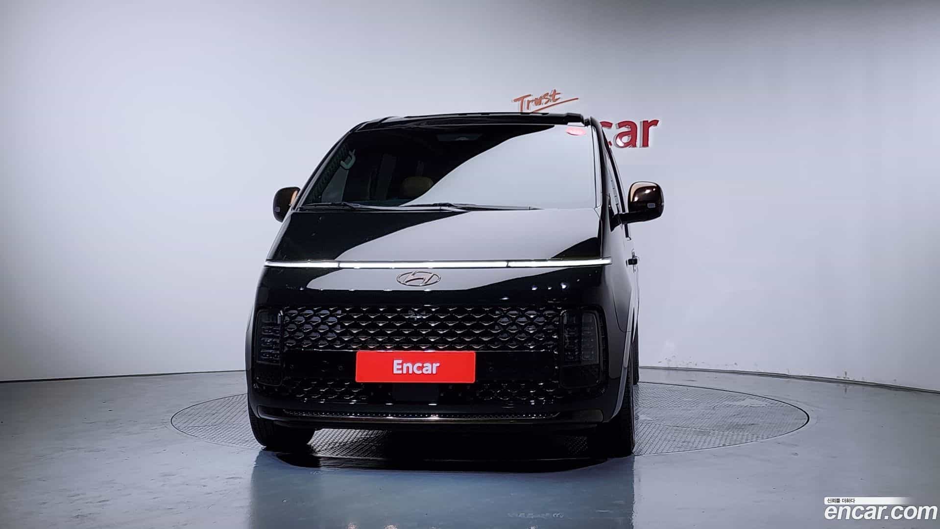 Staria Hyundai 2023.8-OUTER-003