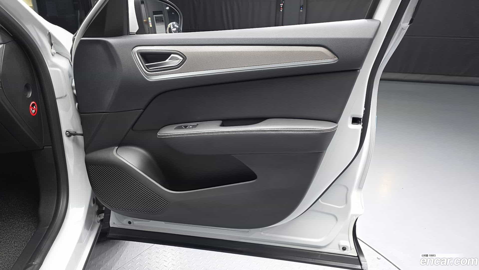 XM3 Renault Korea 2022.10-INNER-034