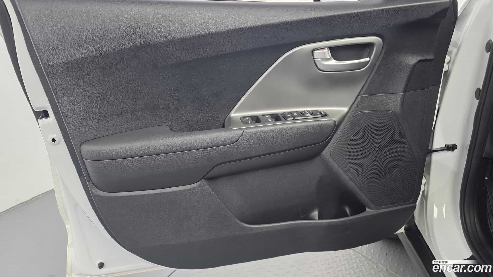 Niro Kia 2023.5-INNER-034