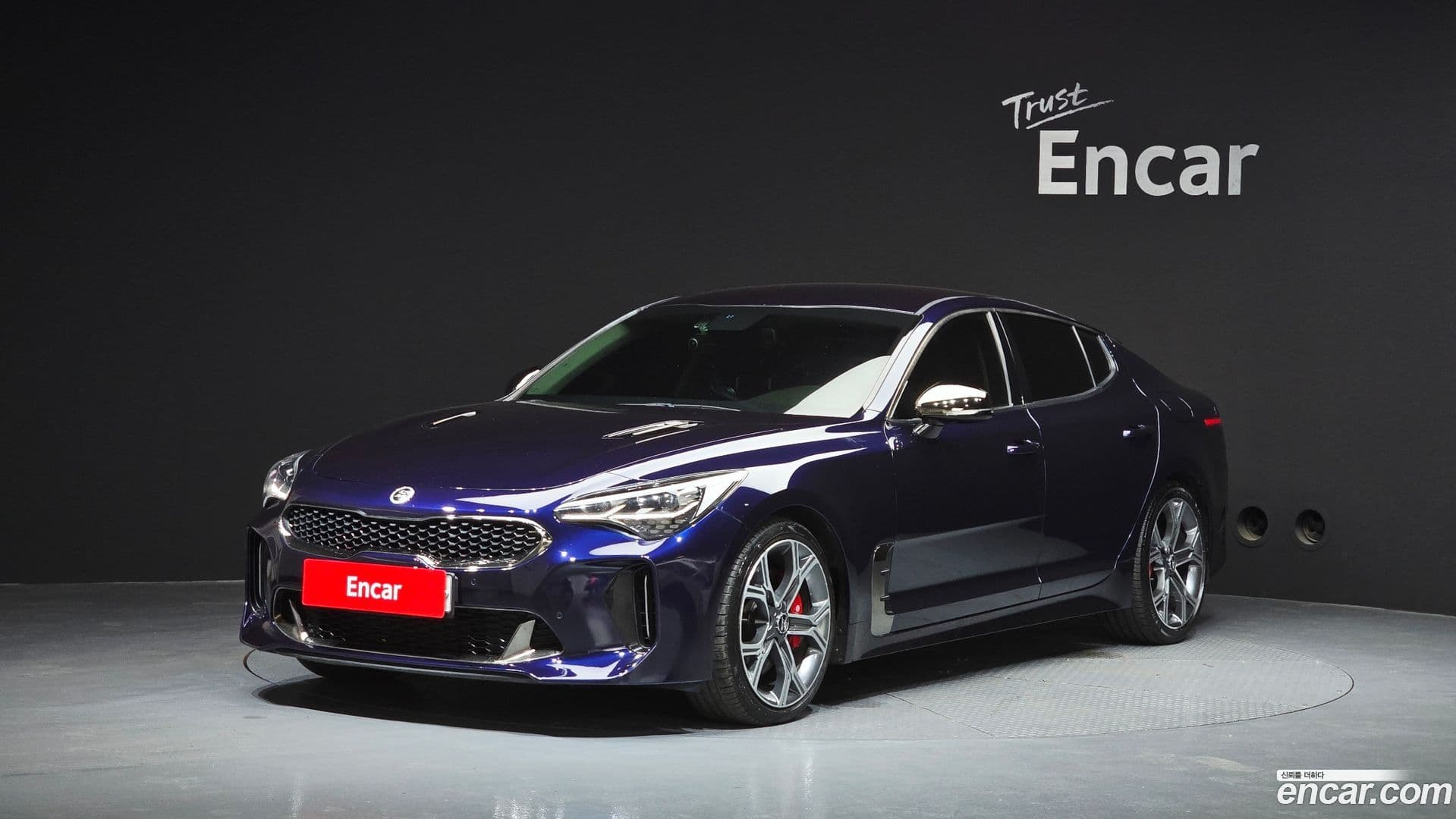 Main__Slider__Photo:Stinger Kia 2017.5-0