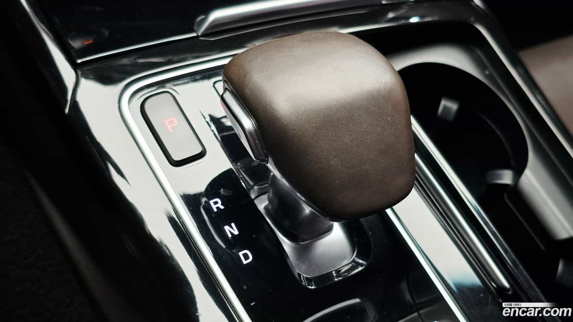 Stinger Kia 2017.5-INNER-009