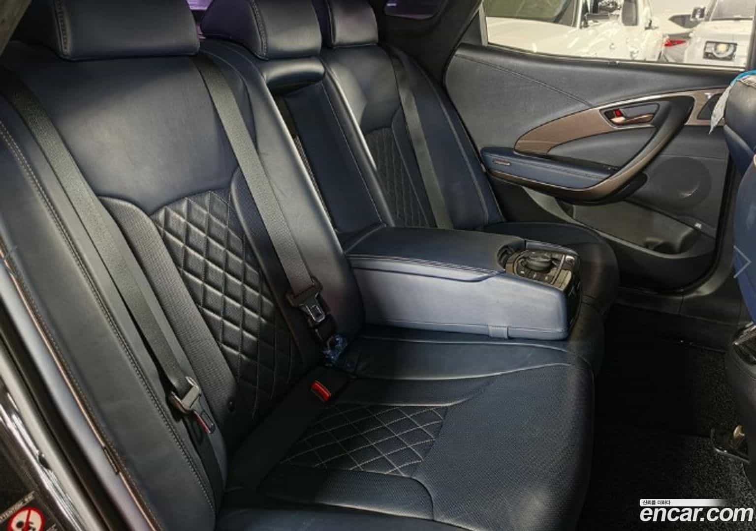 Grandeur Hyundai 2016.4-OUTER-002