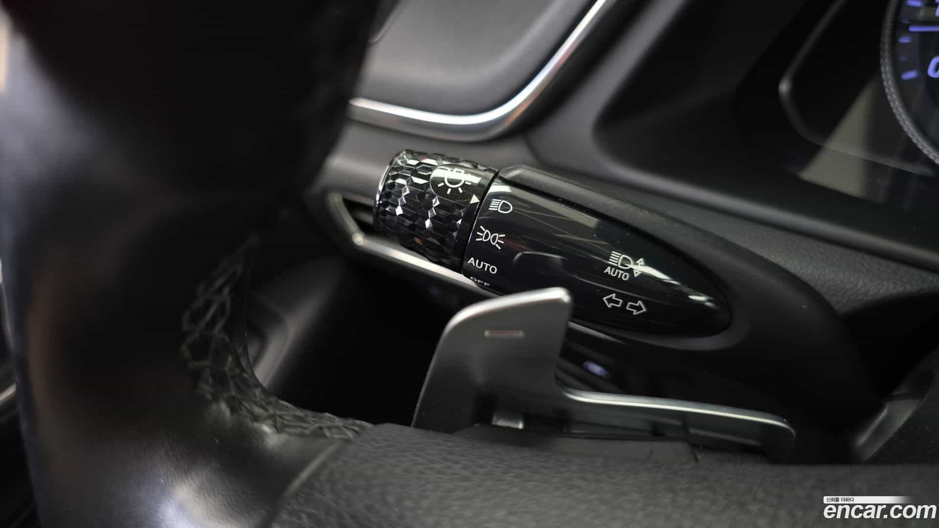 Sonata Hyundai 2019.5-OPTION-040