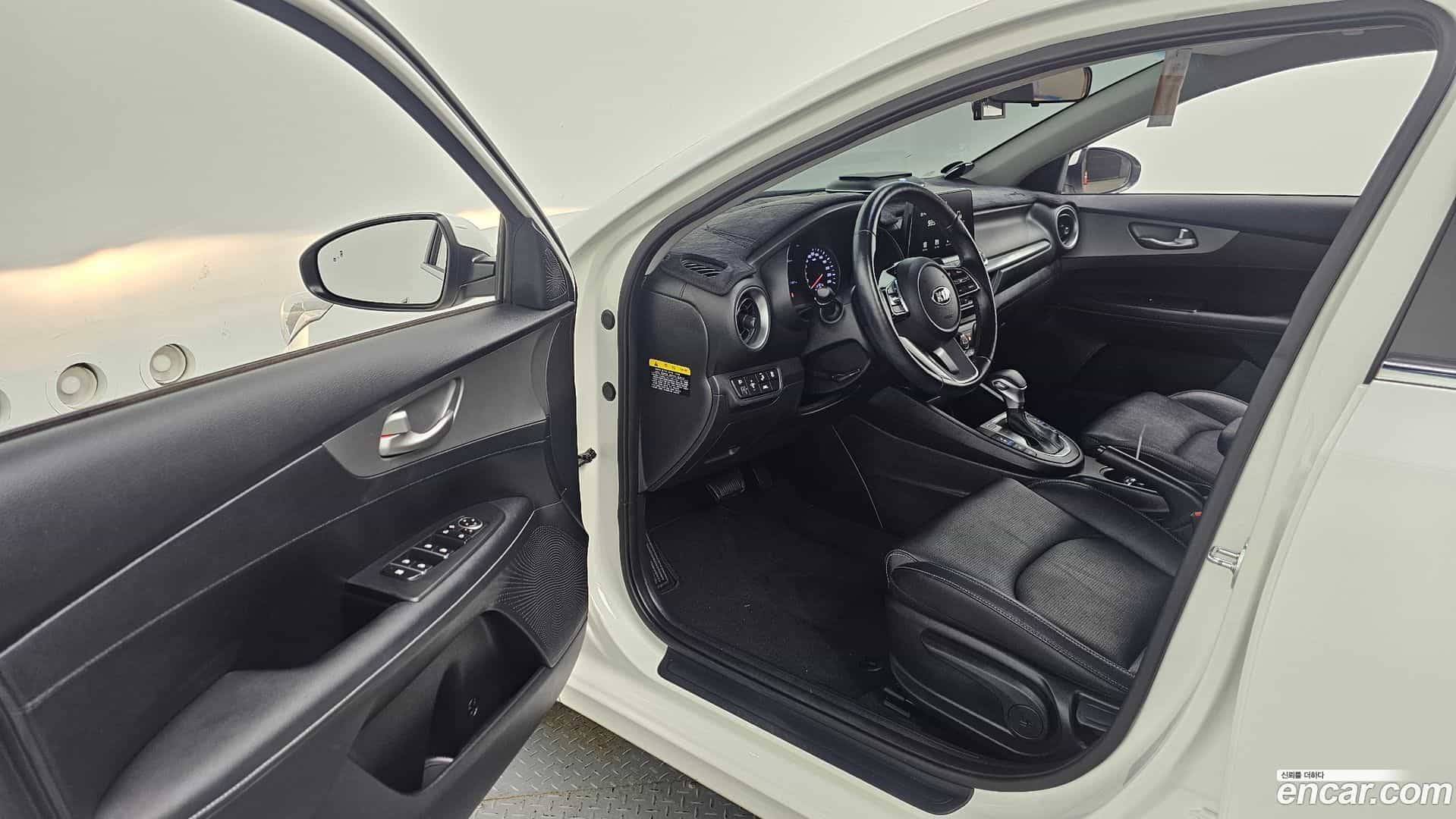 K3 Kia 2019.8-INNER-010