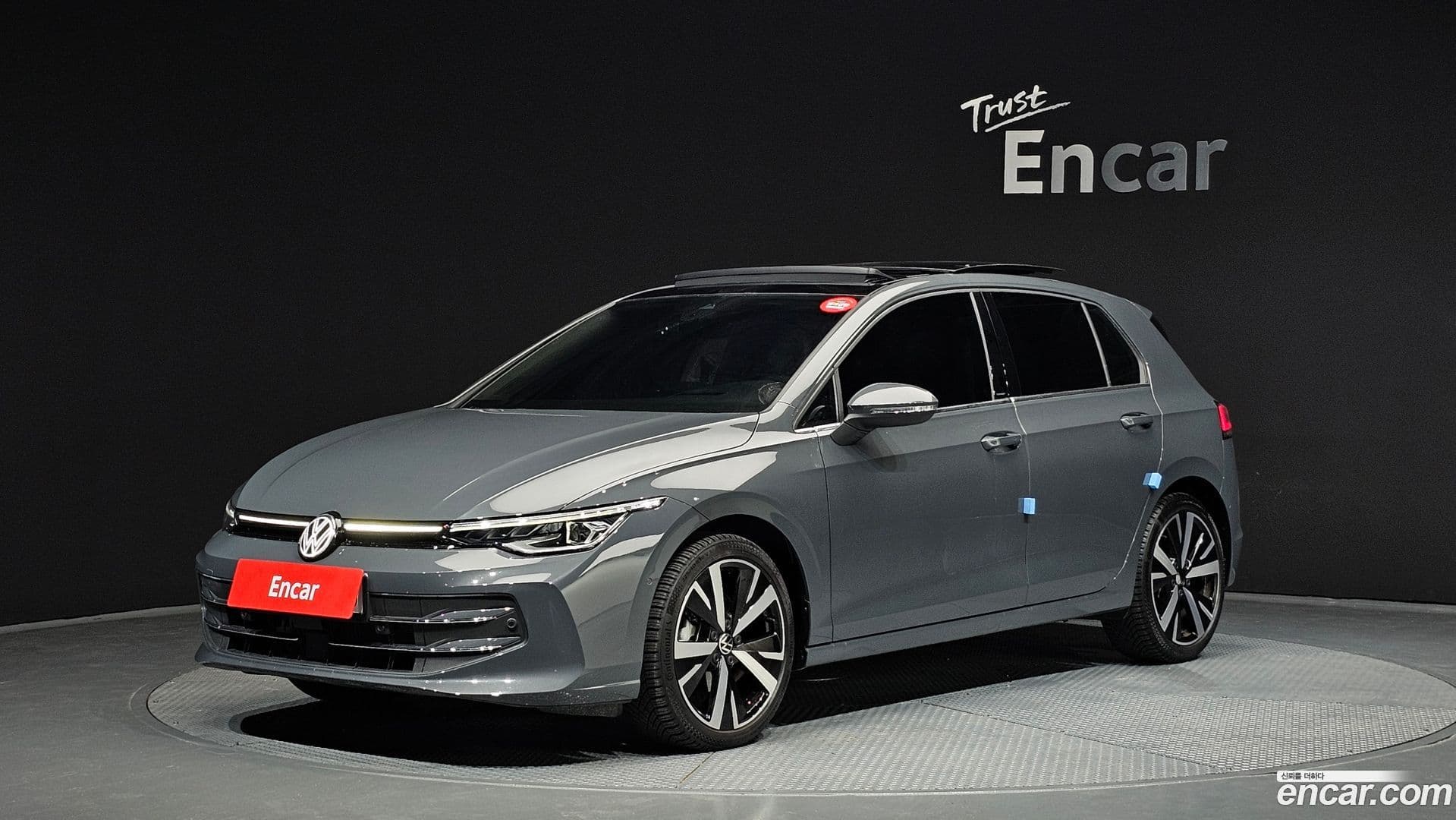 Main__Slider__Photo:Golf Volkswagen 2025.7-0