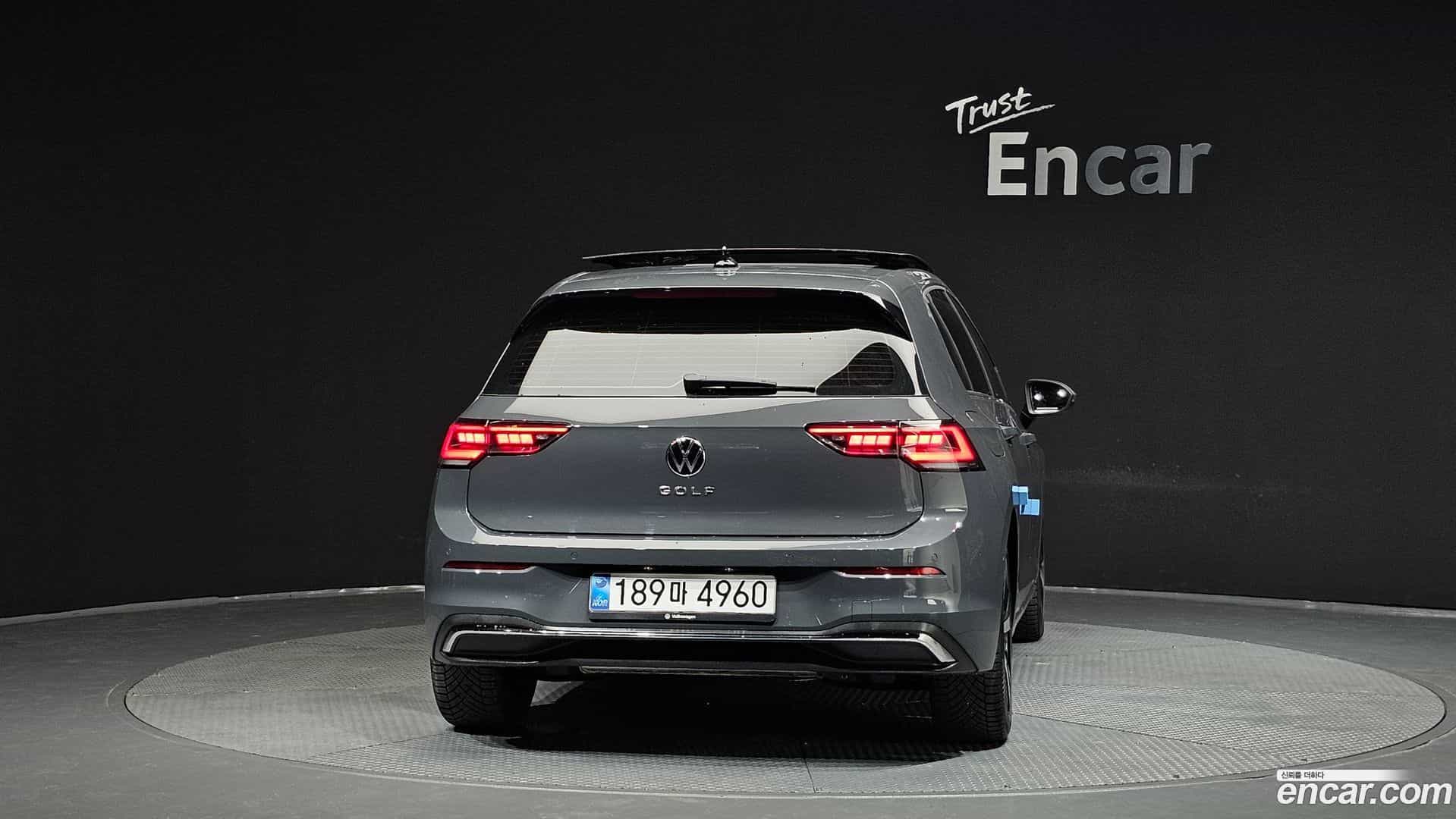 Golf Volkswagen 2025.7-OUTER-004