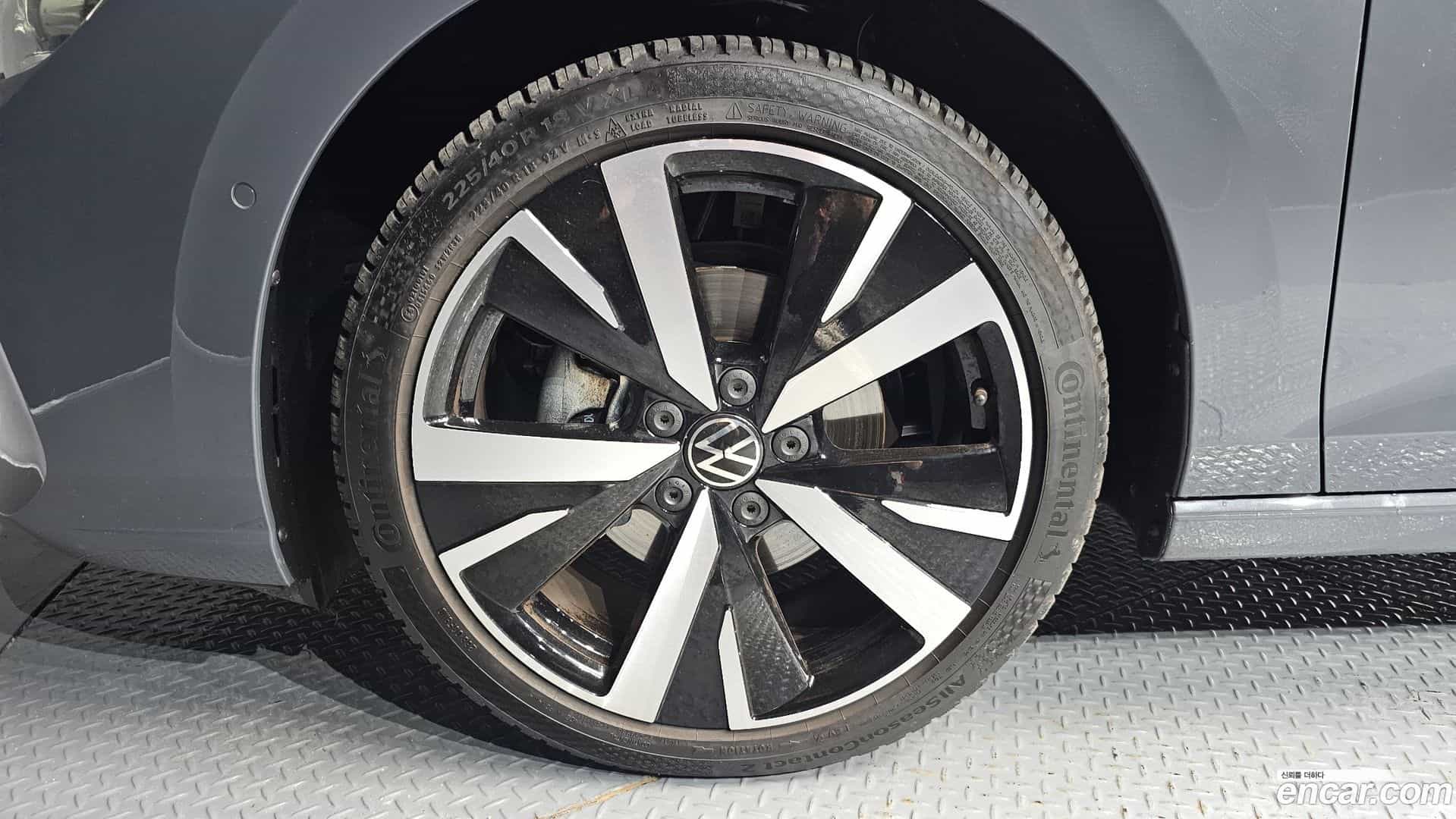 Golf Volkswagen 2025.7-OUTER-005
