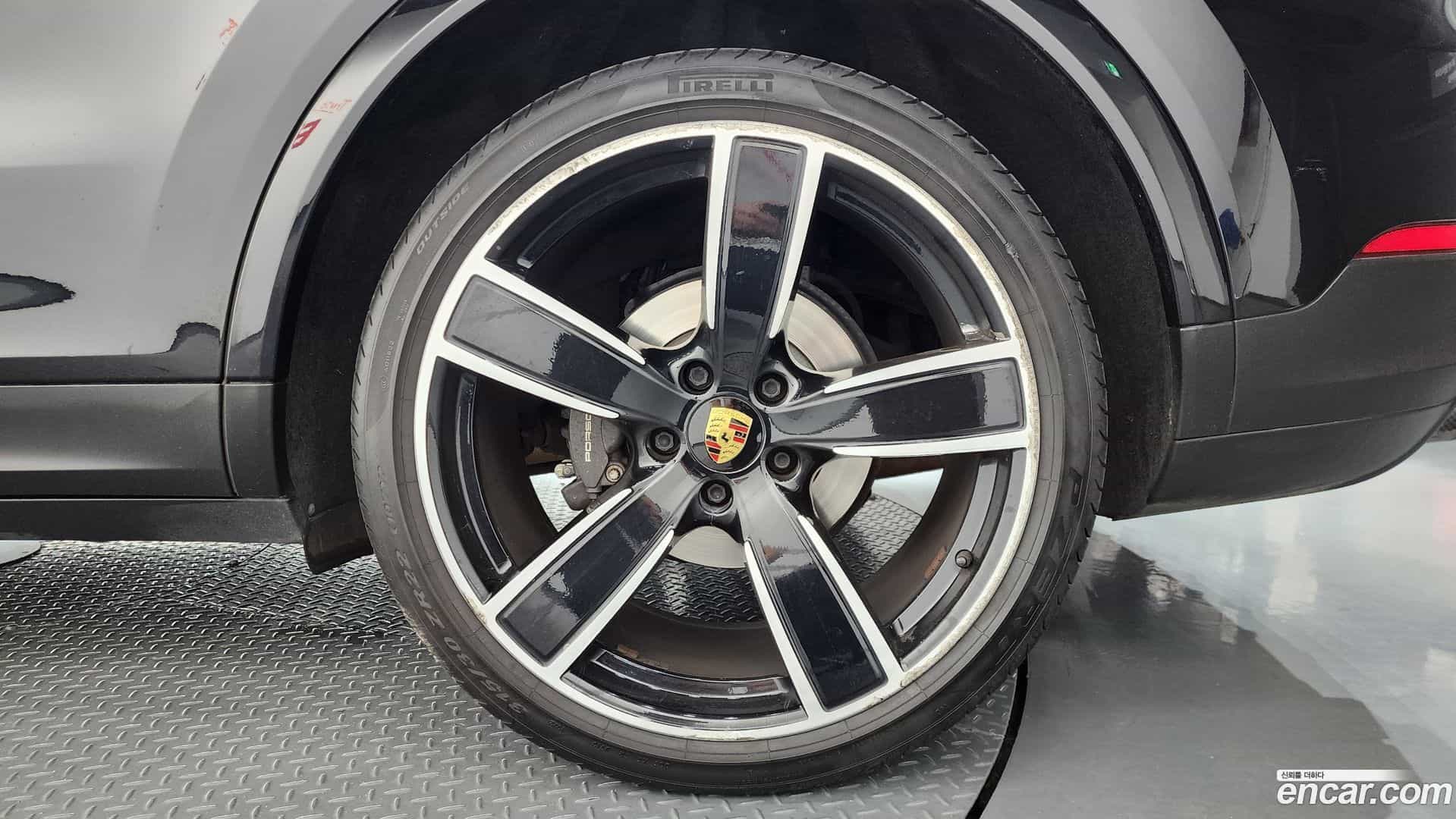 Cayenne Porsche 2020.6-OUTER-031