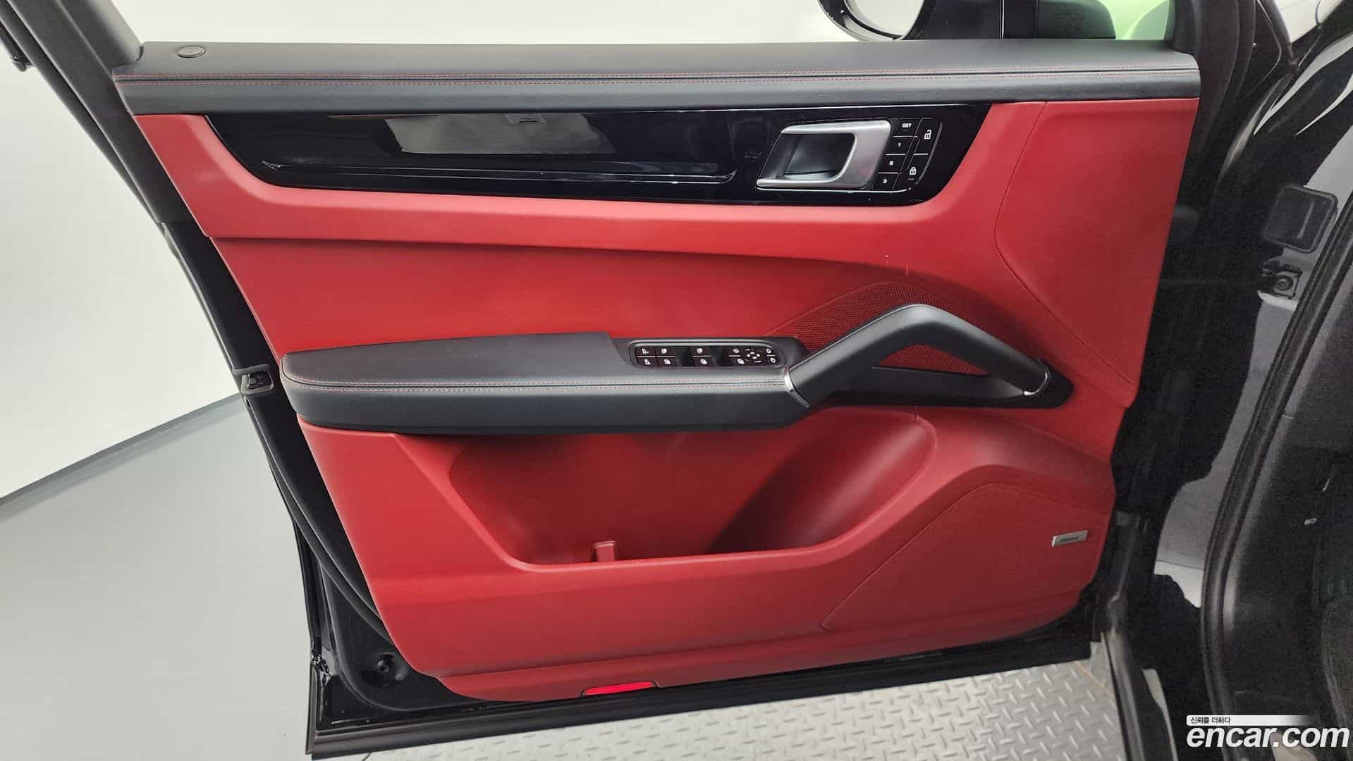 Cayenne Porsche 2020.6-INNER-034