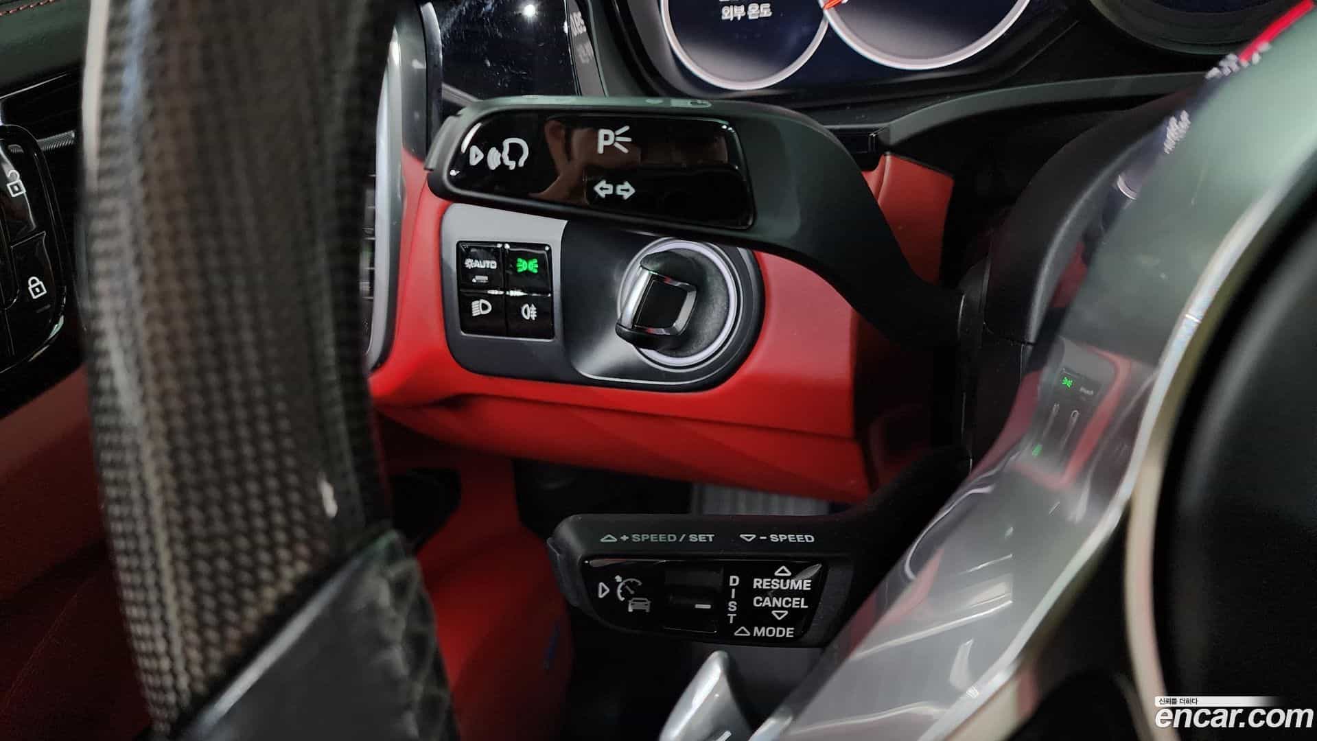 Cayenne Porsche 2020.6-OPTION-041
