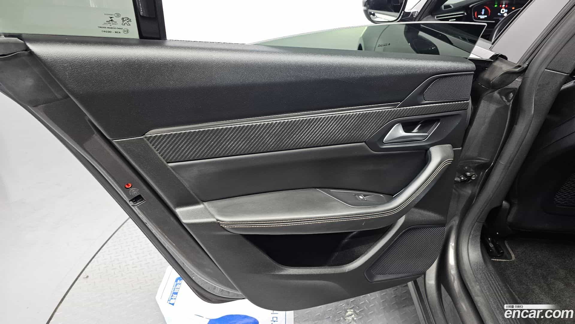 508 Peugeot 2019.8-INNER-035