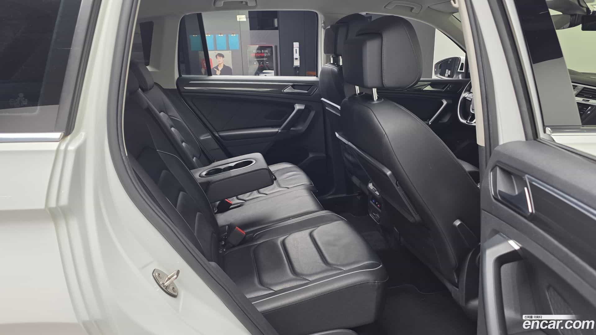 Tiguan Volkswagen 2018.4-INNER-036