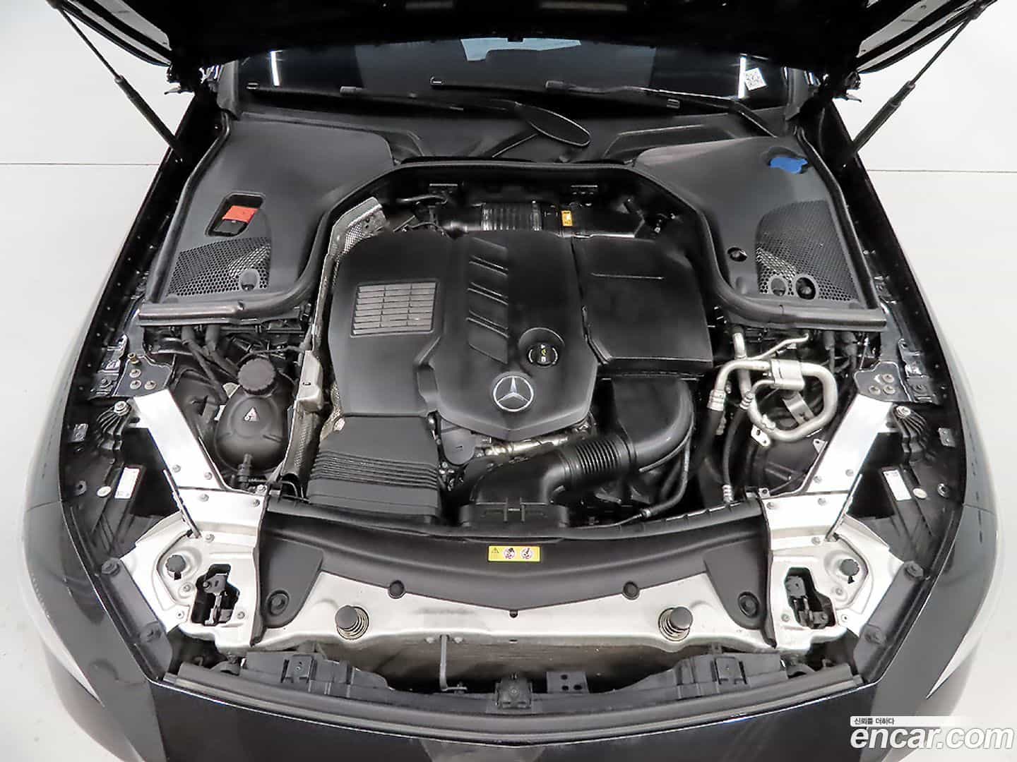 CLS-Class Mercedes-Benz 2019.11-OPTION-023