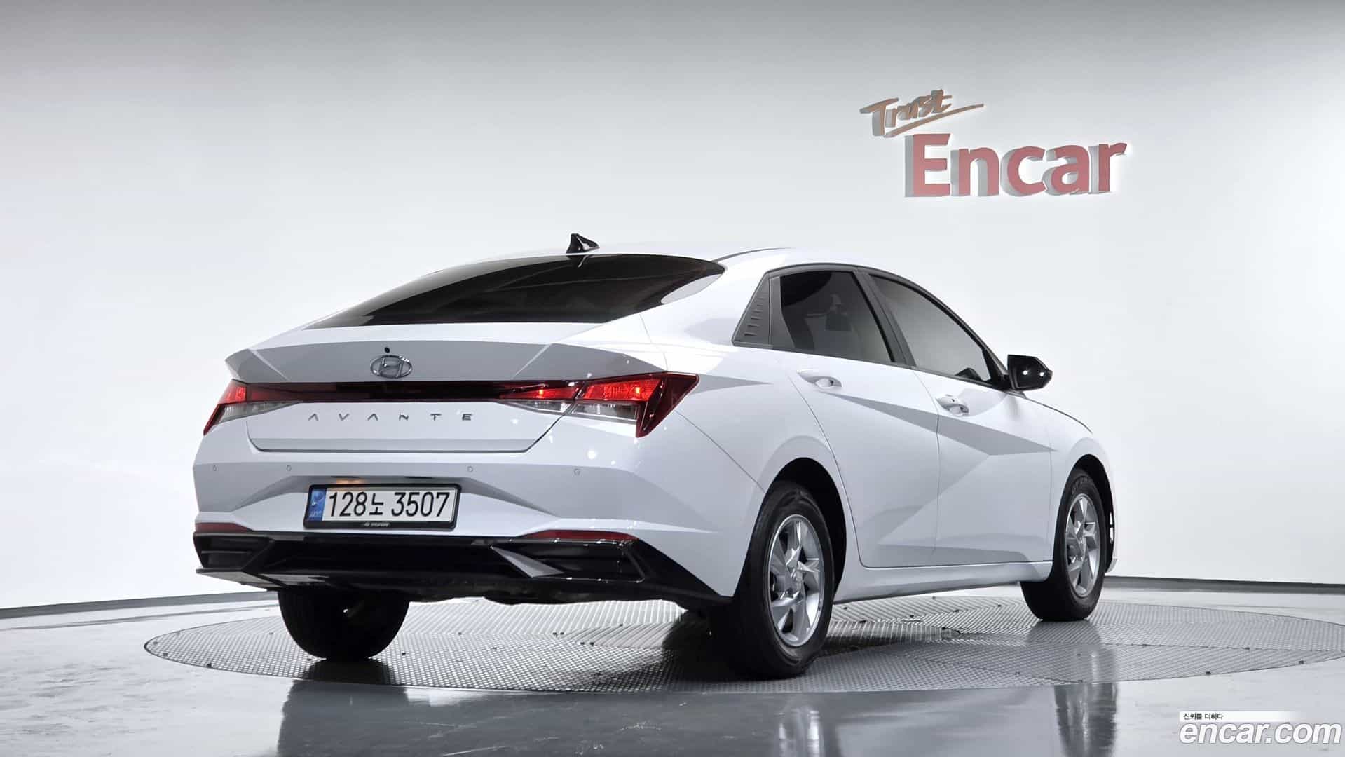 AVANTE Hyundai 2021.4-OUTER-002