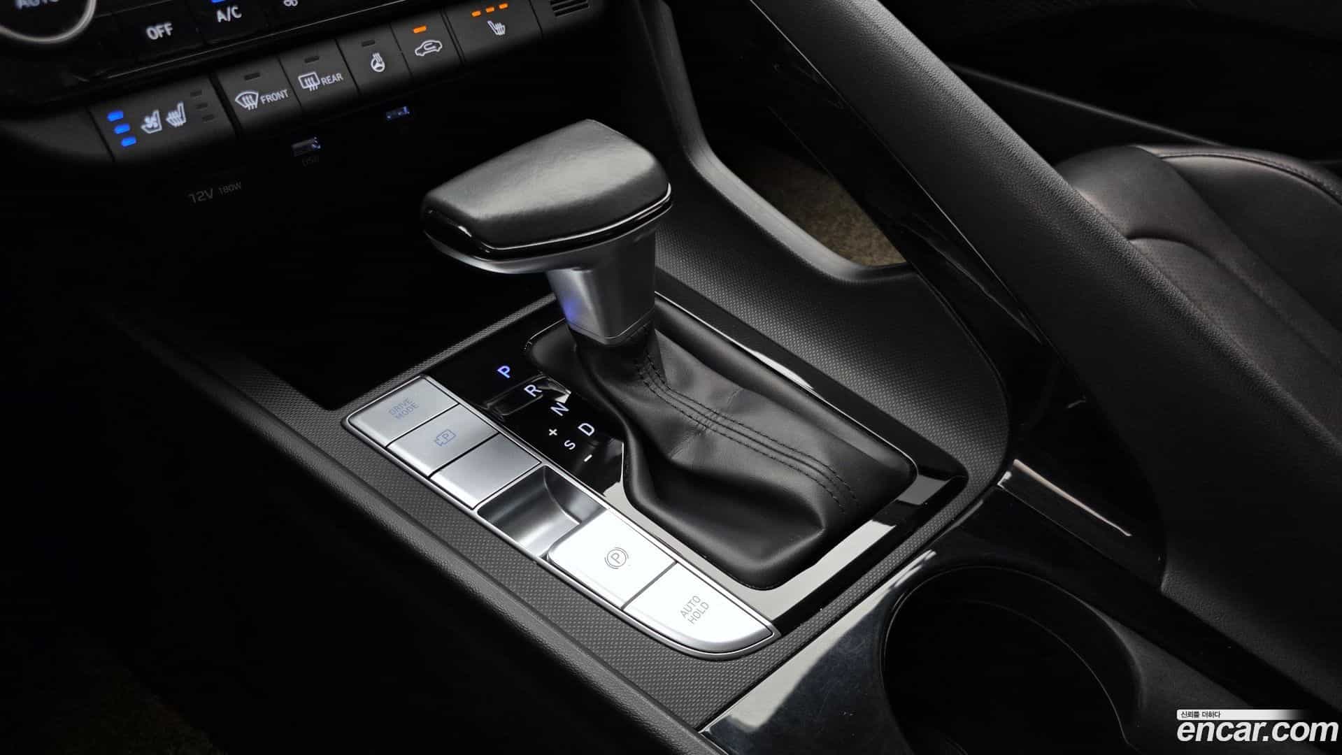AVANTE Hyundai 2021.4-INNER-009