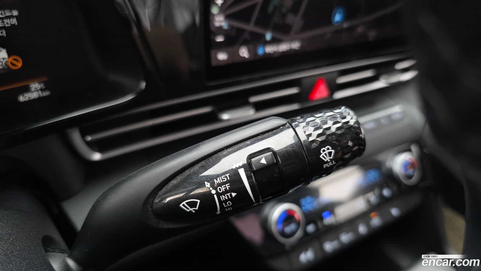 AVANTE Hyundai 2021.4-OPTION-024
